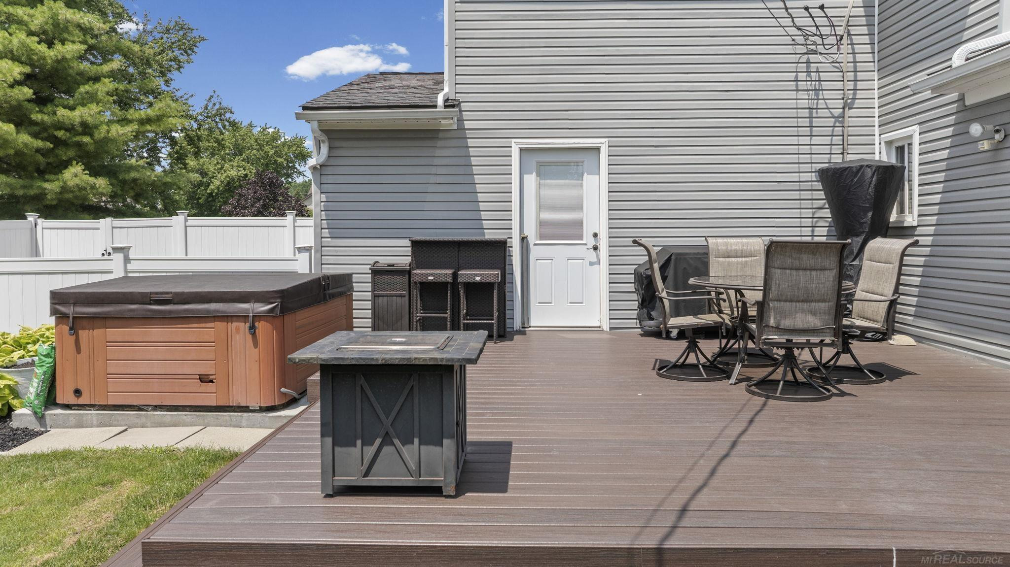 48064 Mallard Drive, MI 48047 — Photo 35