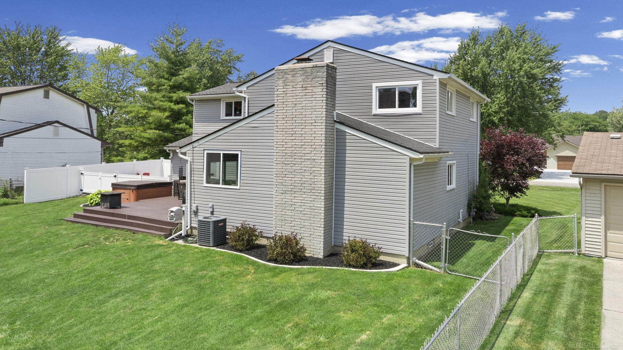 48064 Mallard Drive, MI 48047 — Photo 37