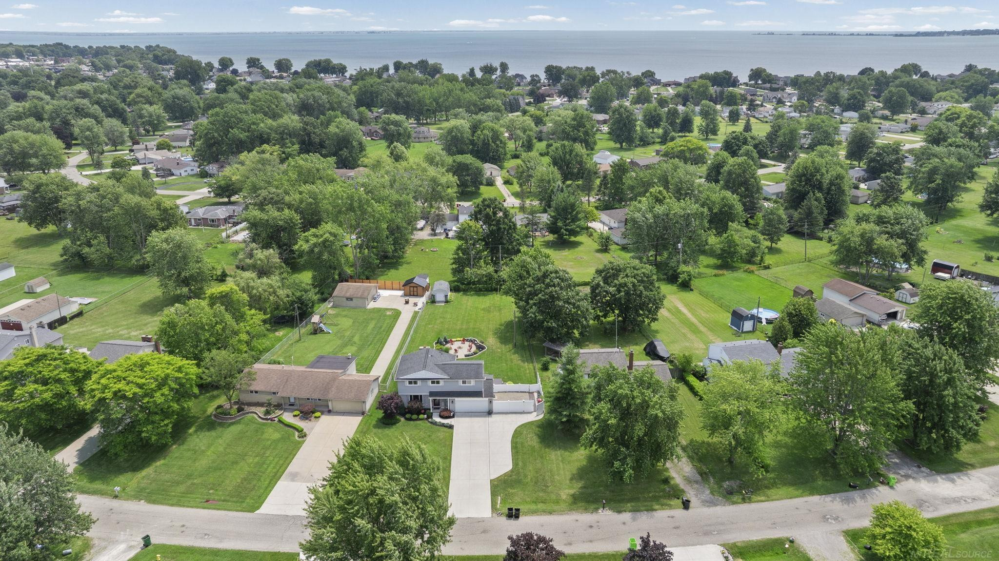 48064 Mallard Drive, MI 48047 — Photo 45