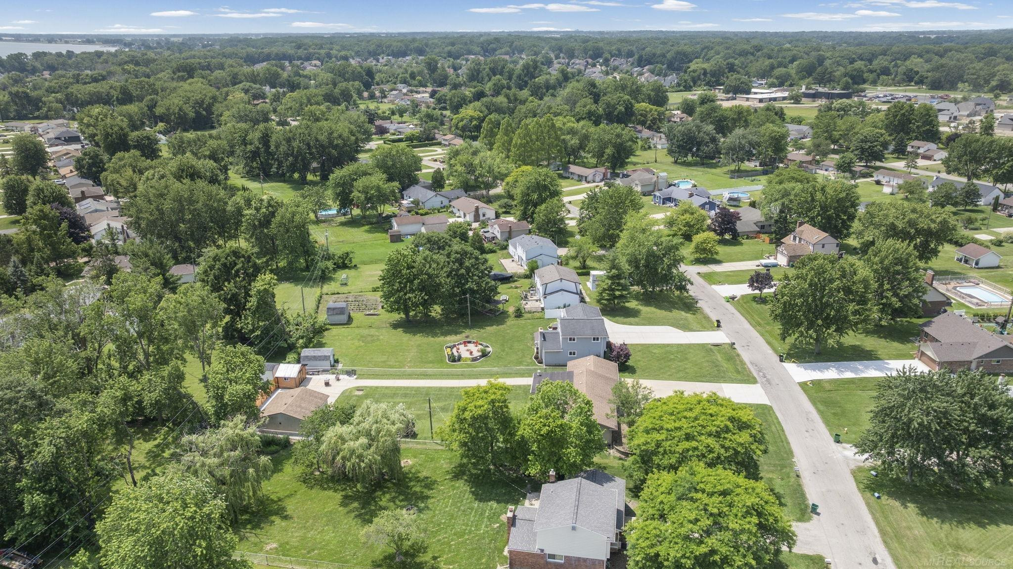 48064 Mallard Drive, MI 48047 — Photo 47