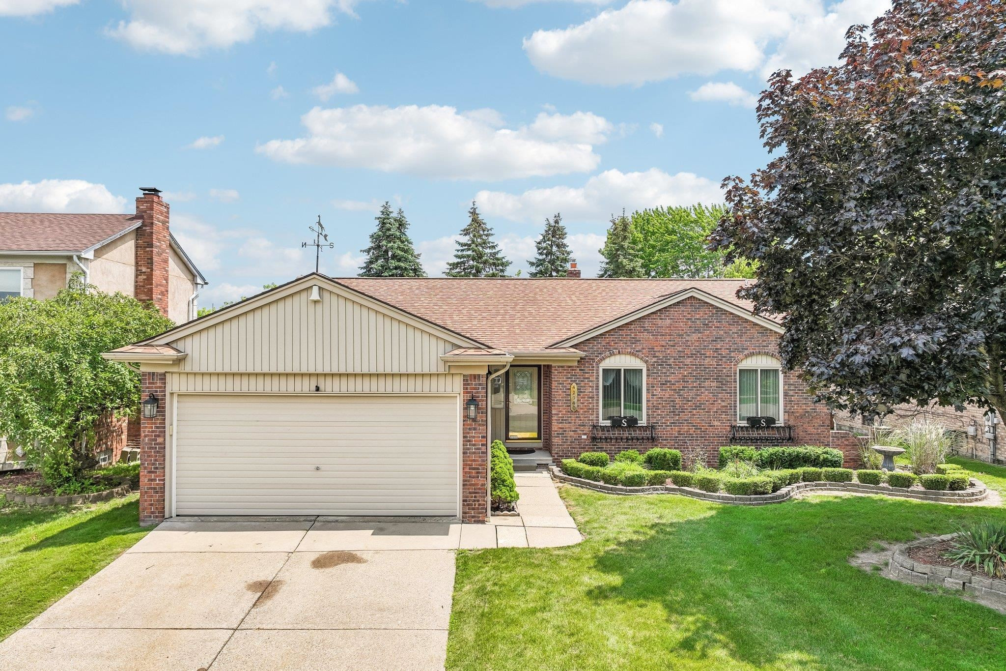 42140 Royal Lane, Clinton Twp, MI 48038 — Photo 2