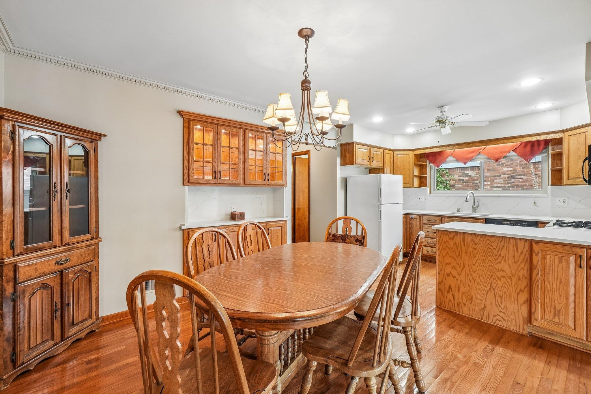 42140 Royal Lane, Clinton Twp, MI 48038 — Photo 9