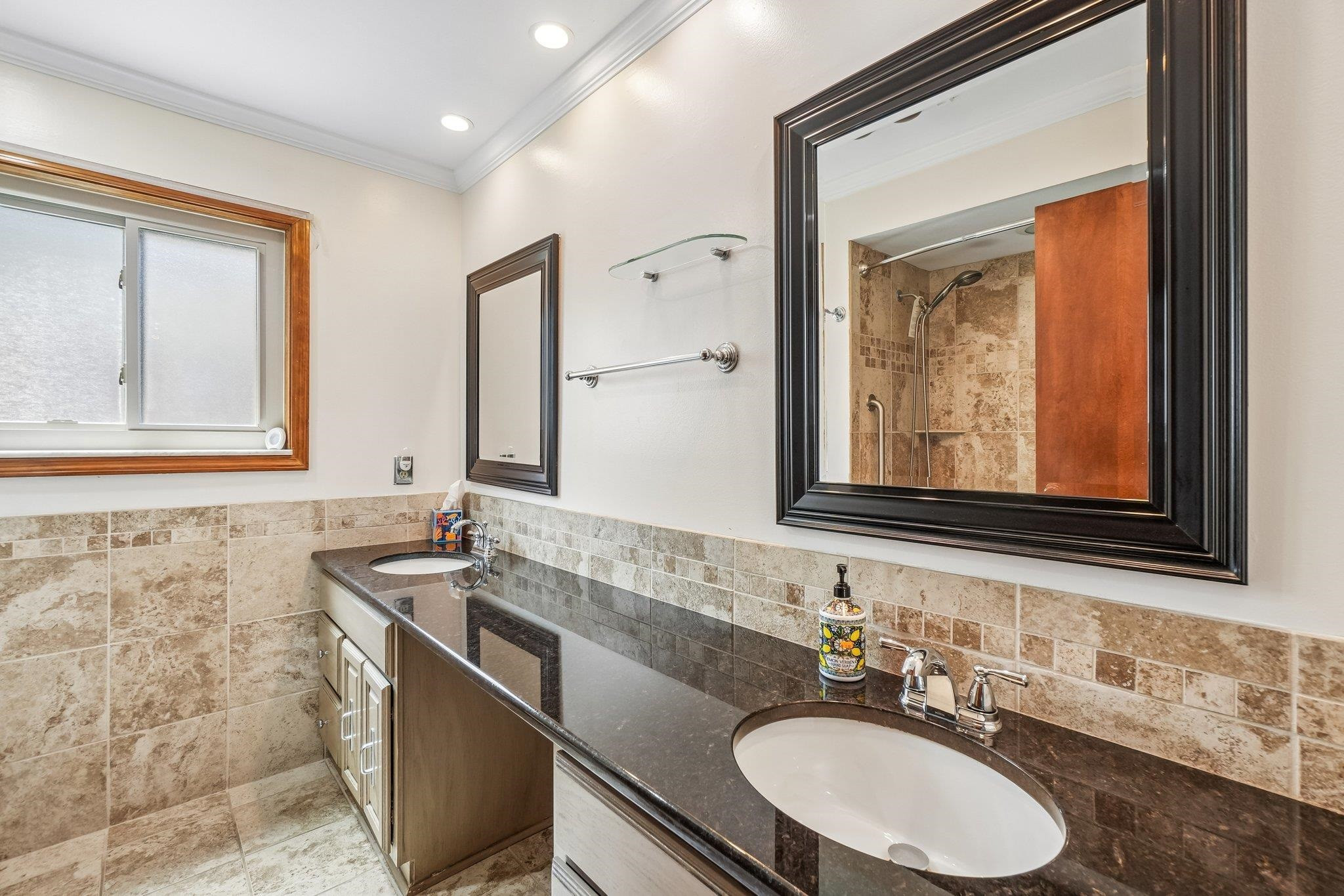 42140 Royal Lane, Clinton Twp, MI 48038 — Photo 16