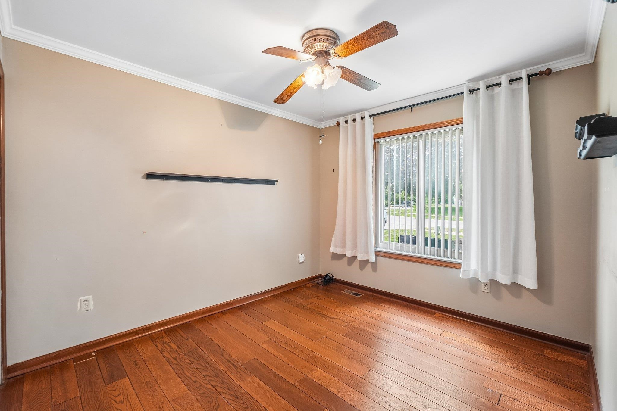 42140 Royal Lane, Clinton Twp, MI 48038 — Photo 21