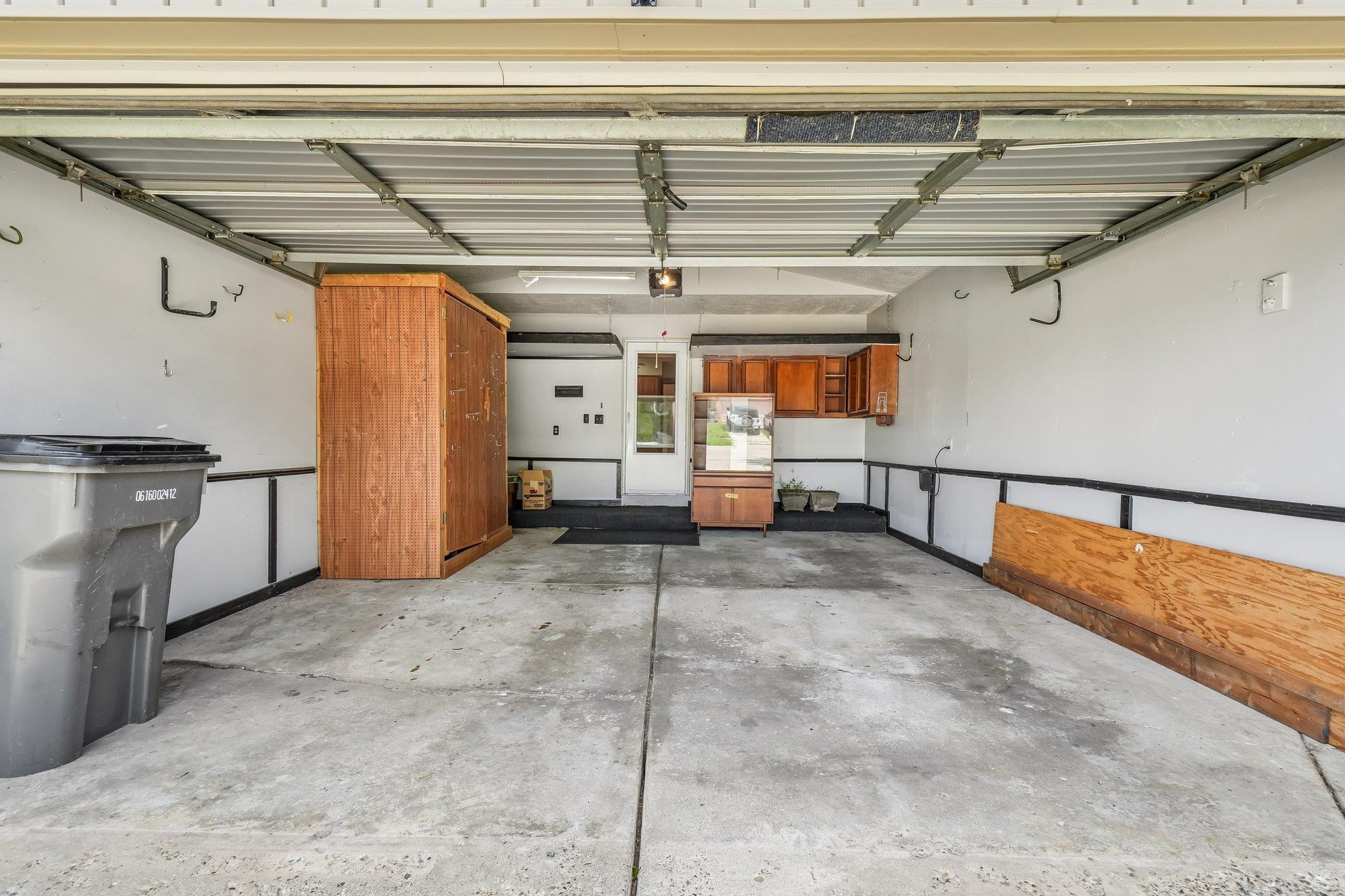 42140 Royal Lane, Clinton Twp, MI 48038 — Photo 25
