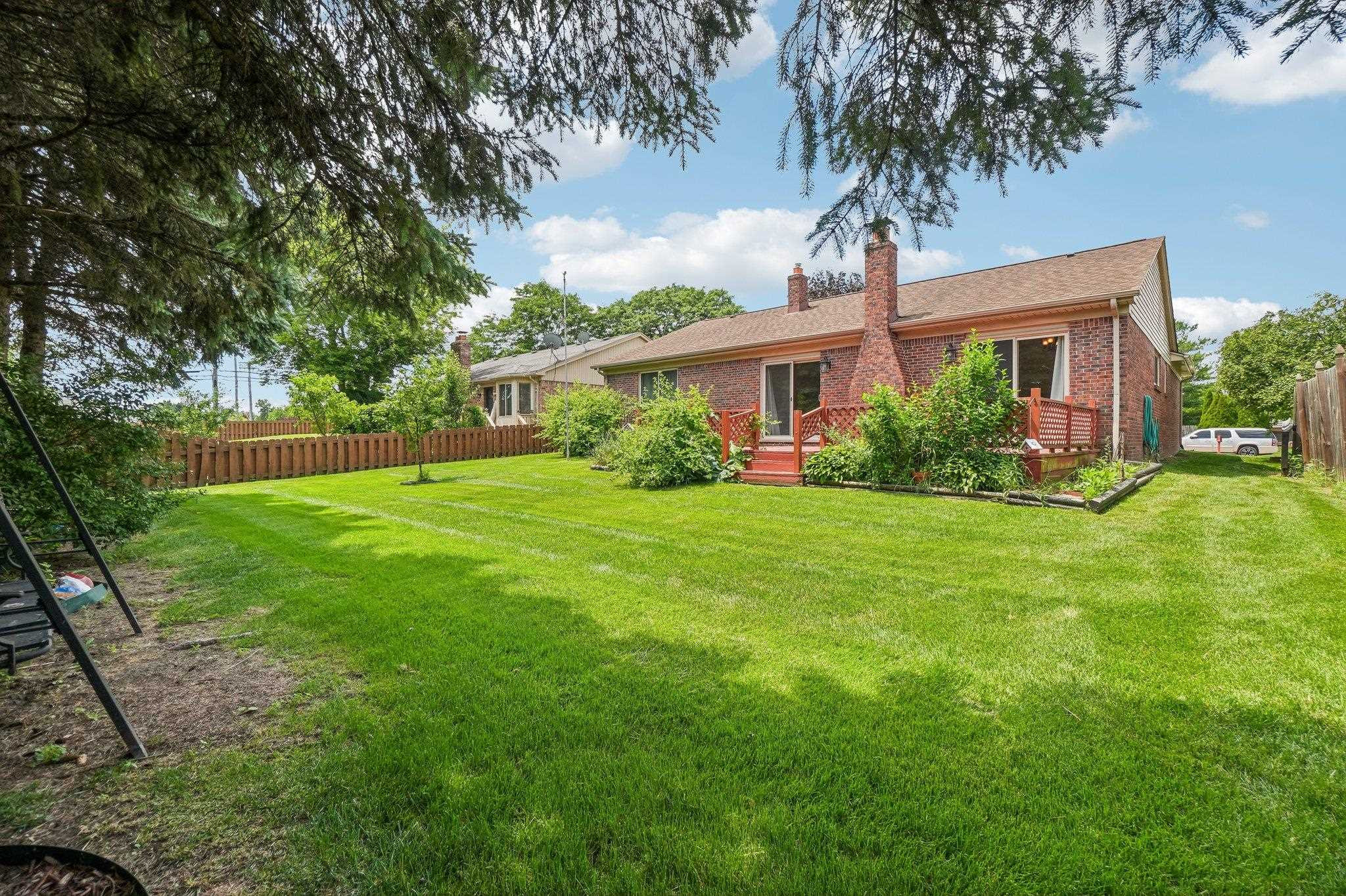 42140 Royal Lane, Clinton Twp, MI 48038 — Photo 30