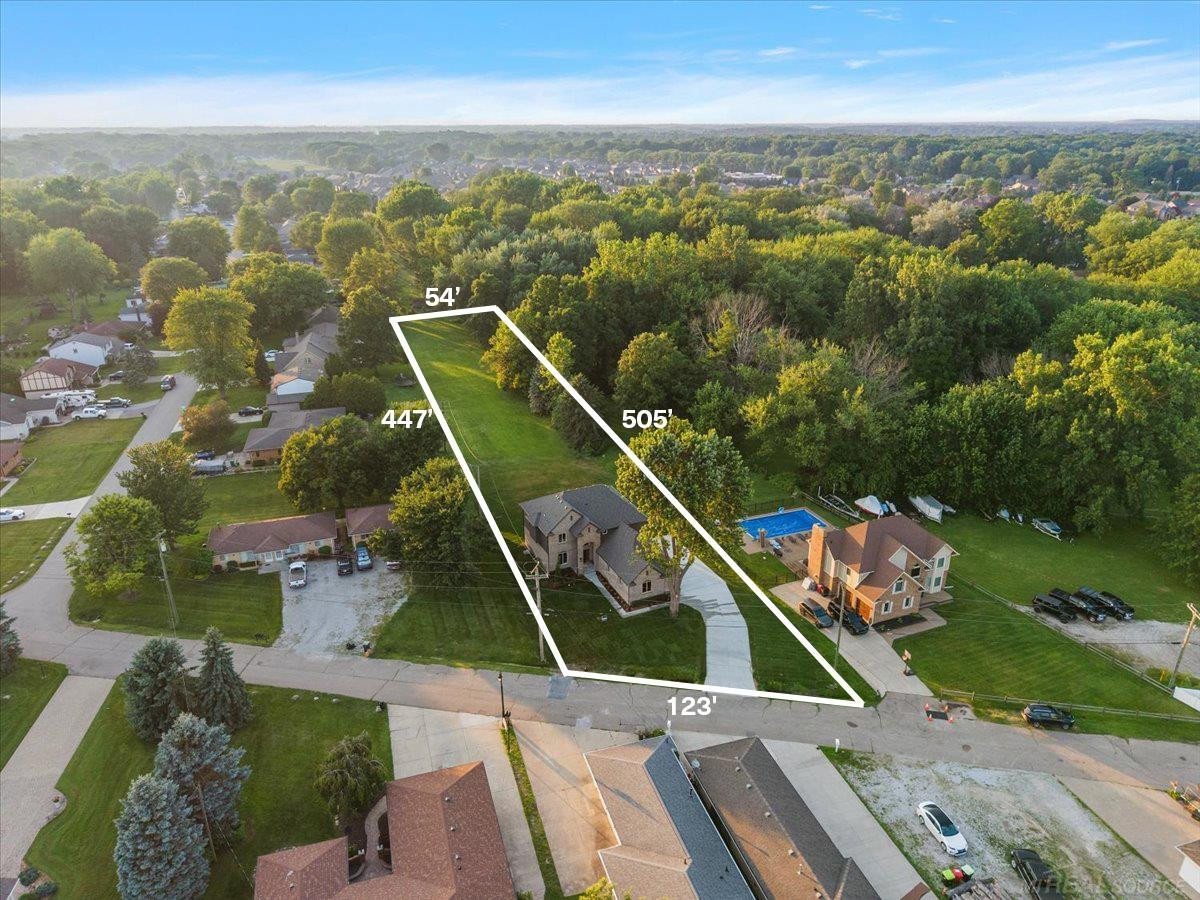 49309 Bayshore Drive, MI 48047 — Photo 3