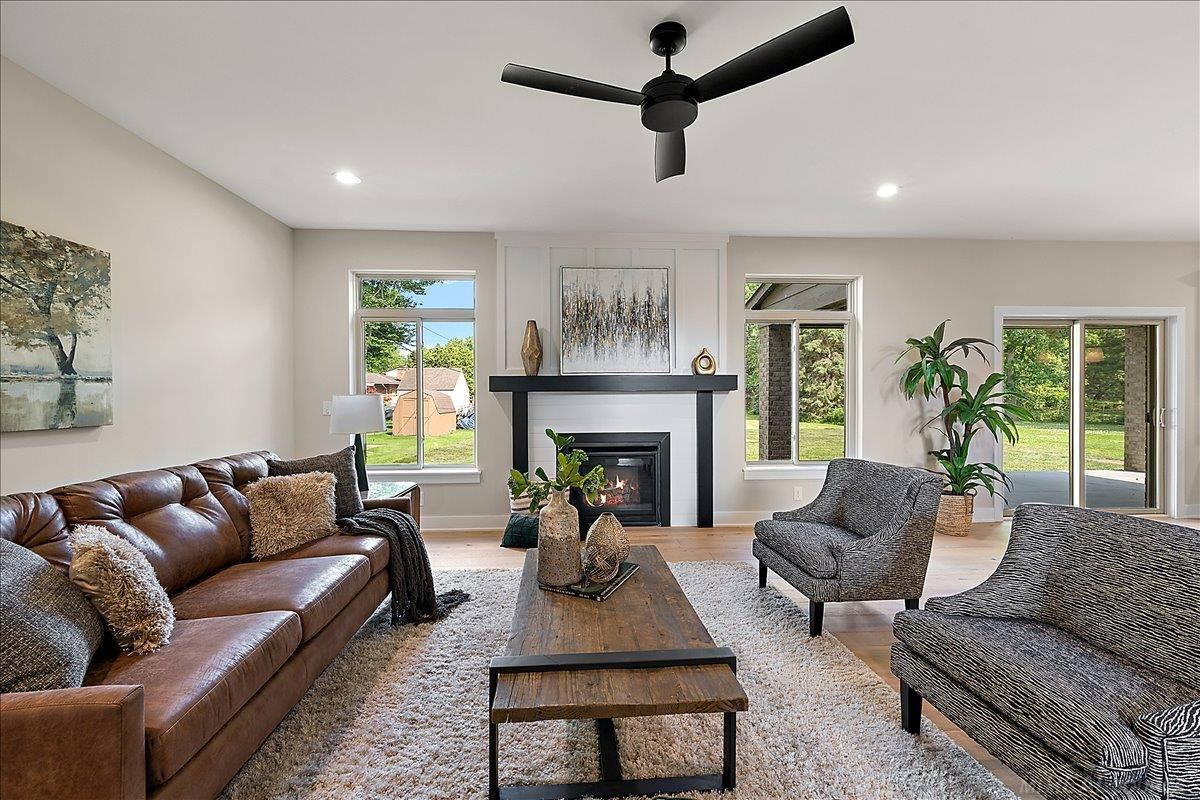 49309 Bayshore Drive, MI 48047 — Photo 12