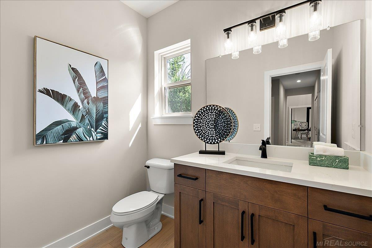 49309 Bayshore Drive, MI 48047 — Photo 26