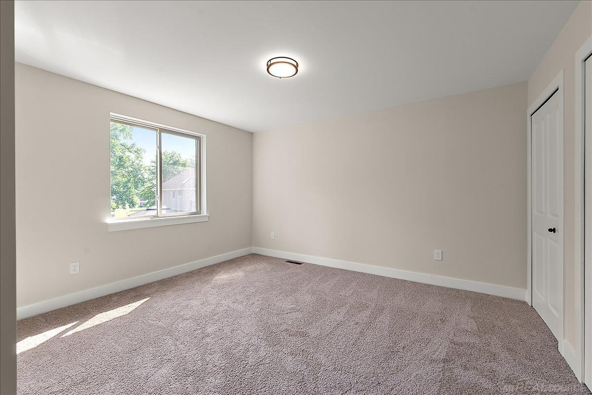 49309 Bayshore Drive, MI 48047 — Photo 54