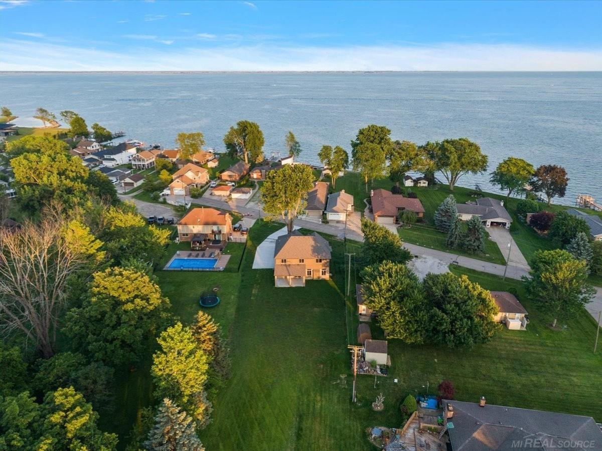 49309 Bayshore Drive, MI 48047 — Photo 59
