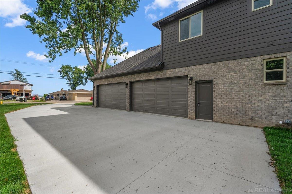 49309 Bayshore Drive, MI 48047 — Photo 66
