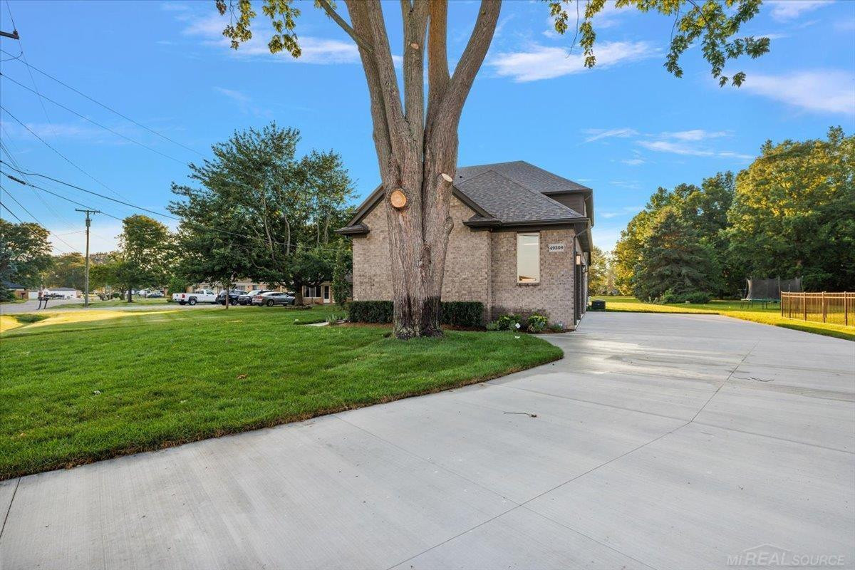 49309 Bayshore Drive, MI 48047 — Photo 67