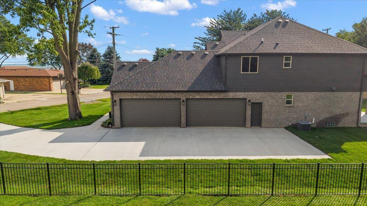 49309 Bayshore Drive, MI 48047 — Photo 68