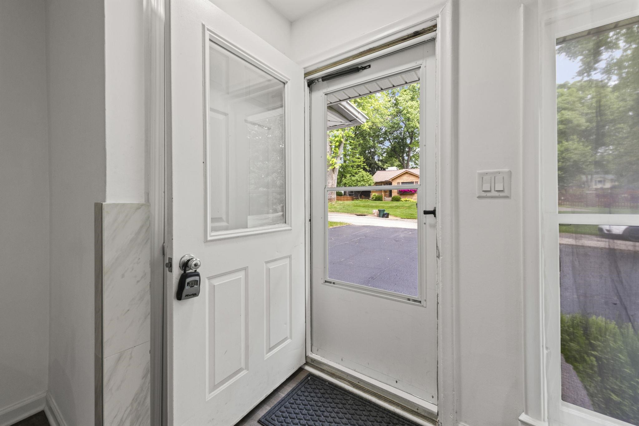 6777 Dandison Boulevard, West Bloomfield, MI 48324 — Photo 5
