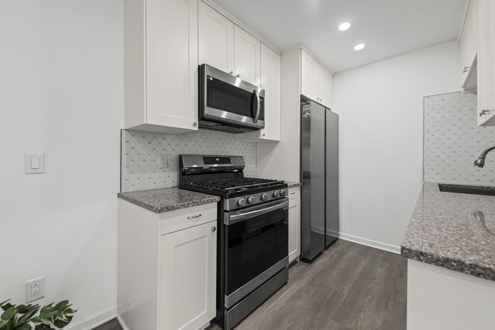 6777 Dandison Boulevard, West Bloomfield, MI 48324 — Photo 14
