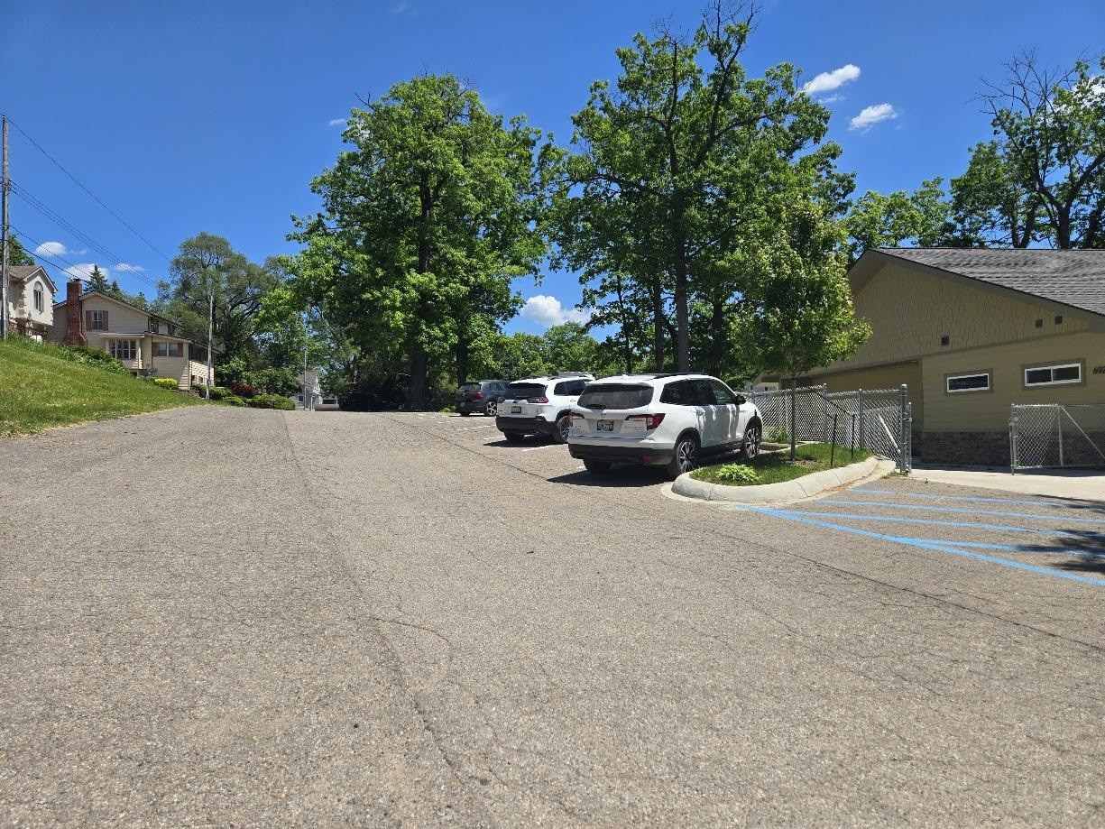 6777 Dandison Boulevard, West Bloomfield, MI 48324 — Photo 43