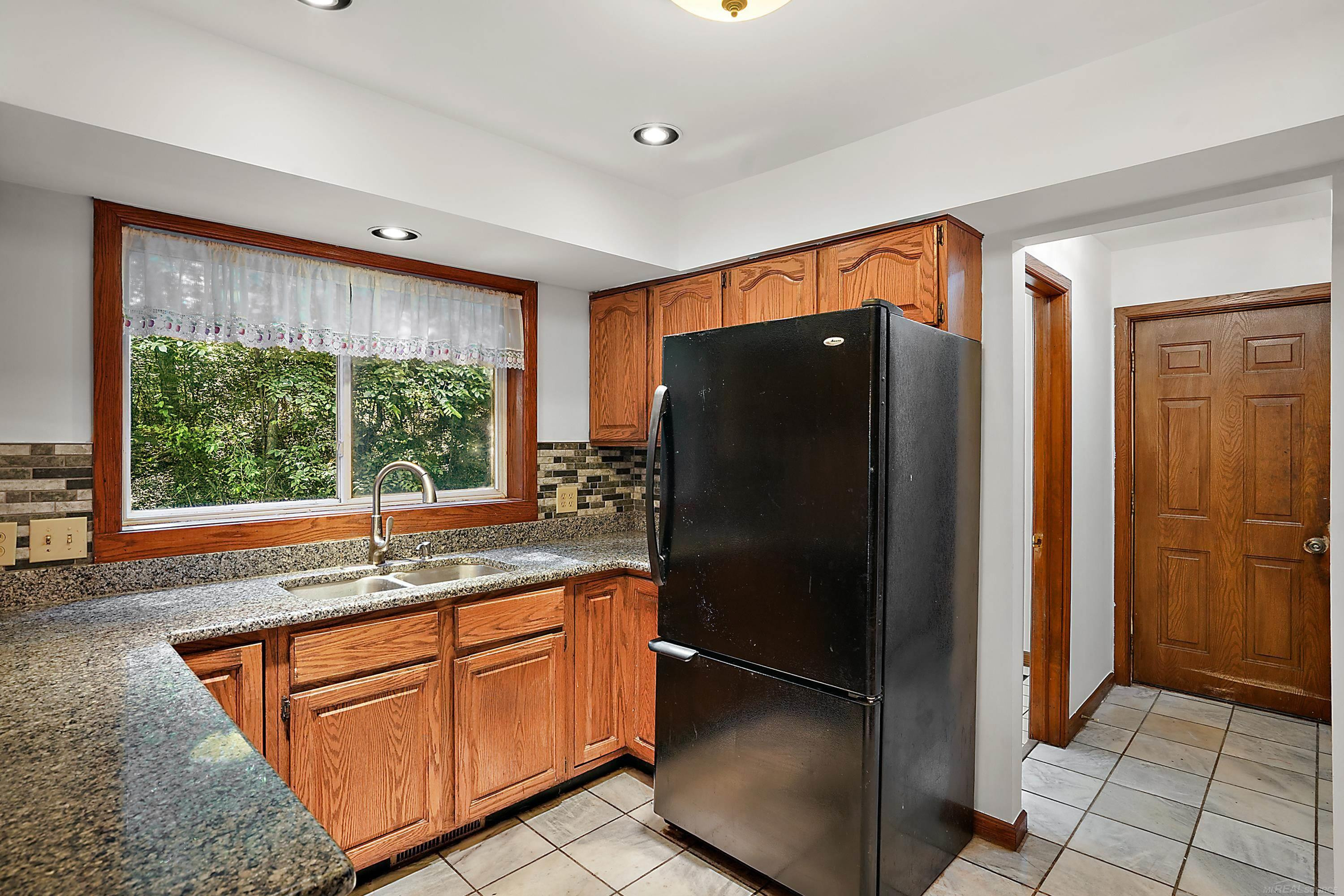 11535 Longden Avenue, Pinckney, MI 48169 — Photo 11