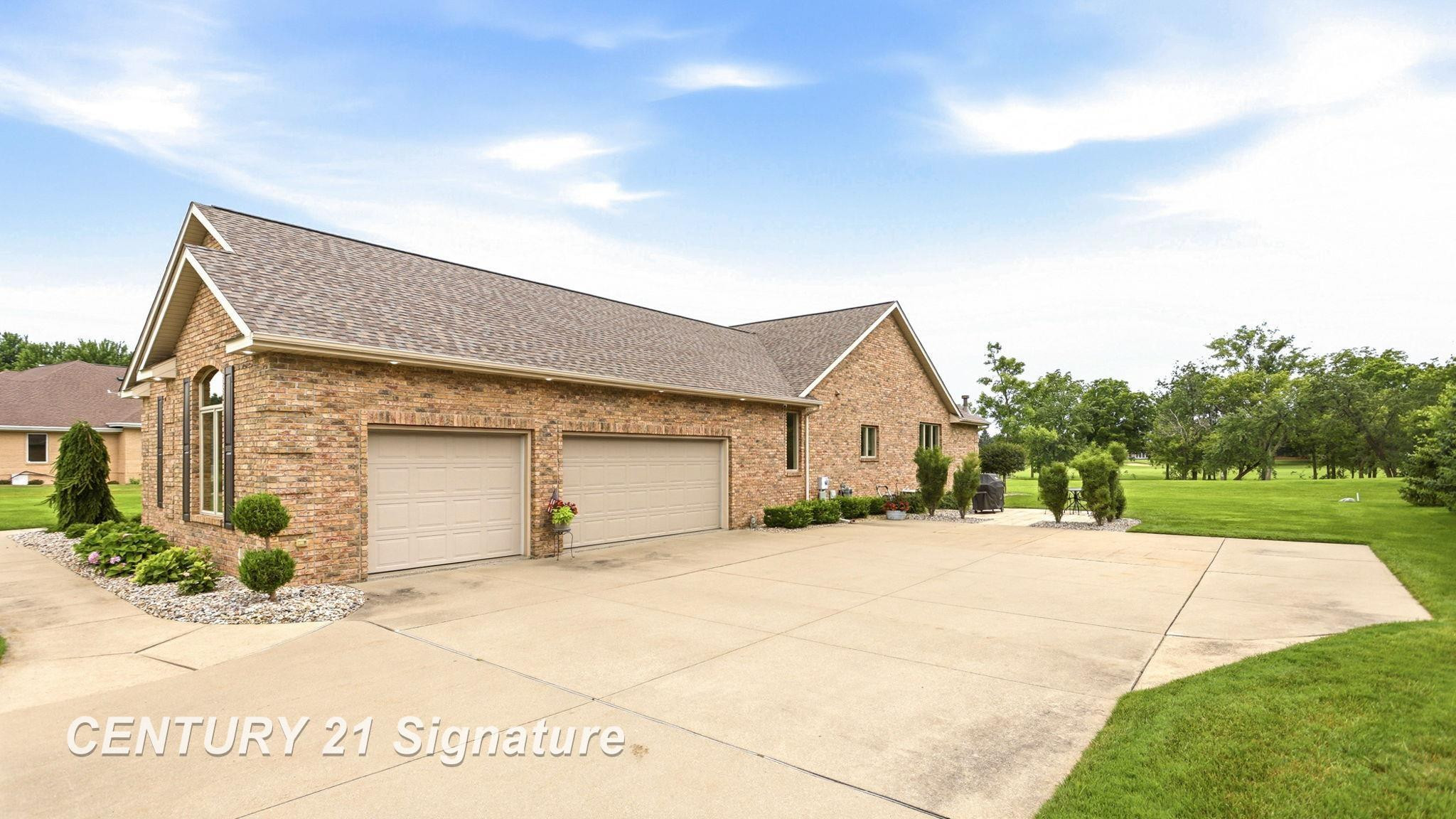 77 Sawmill Creek Trail, Saginaw, MI 48603 — Photo 55