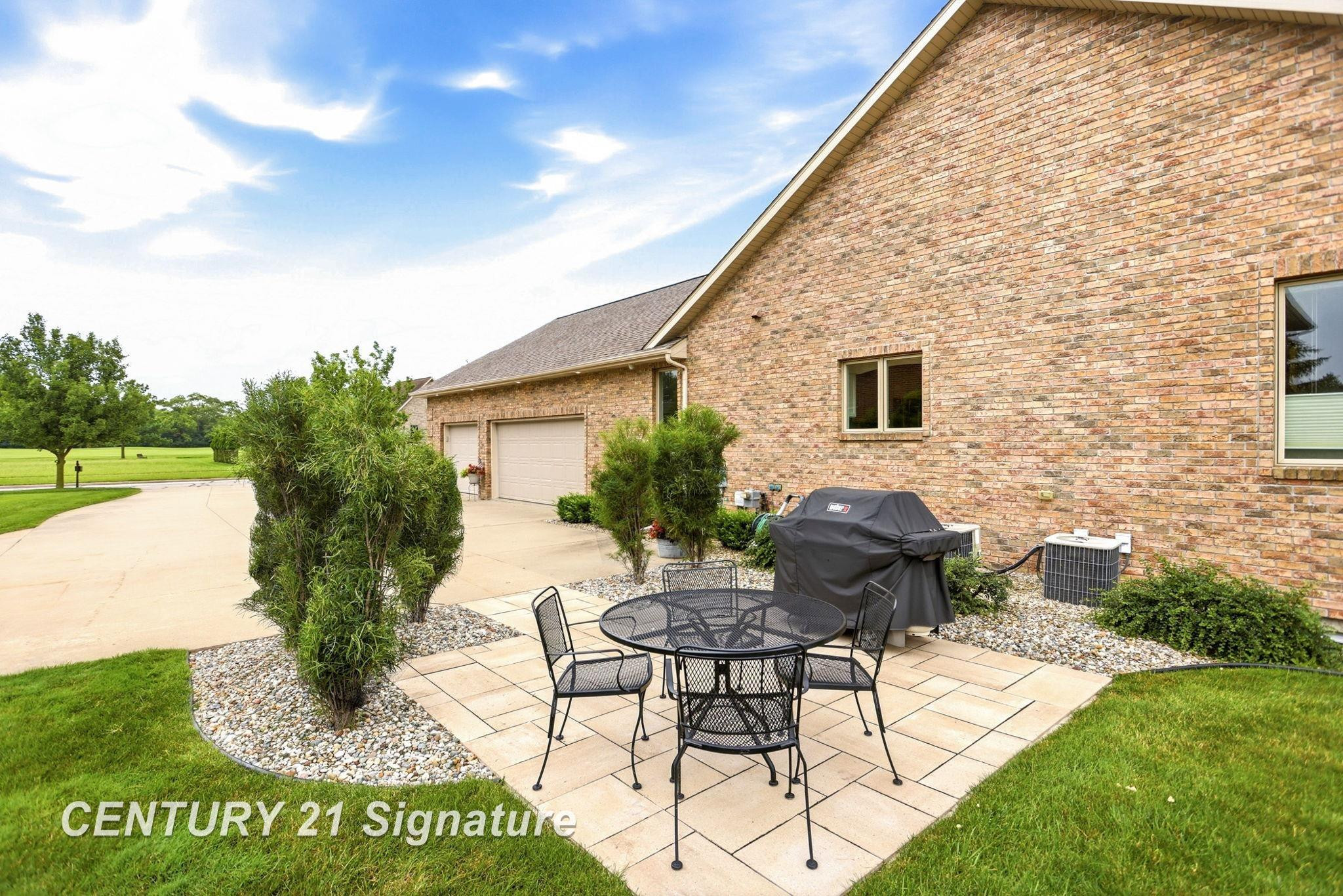 77 Sawmill Creek Trail, Saginaw, MI 48603 — Photo 56