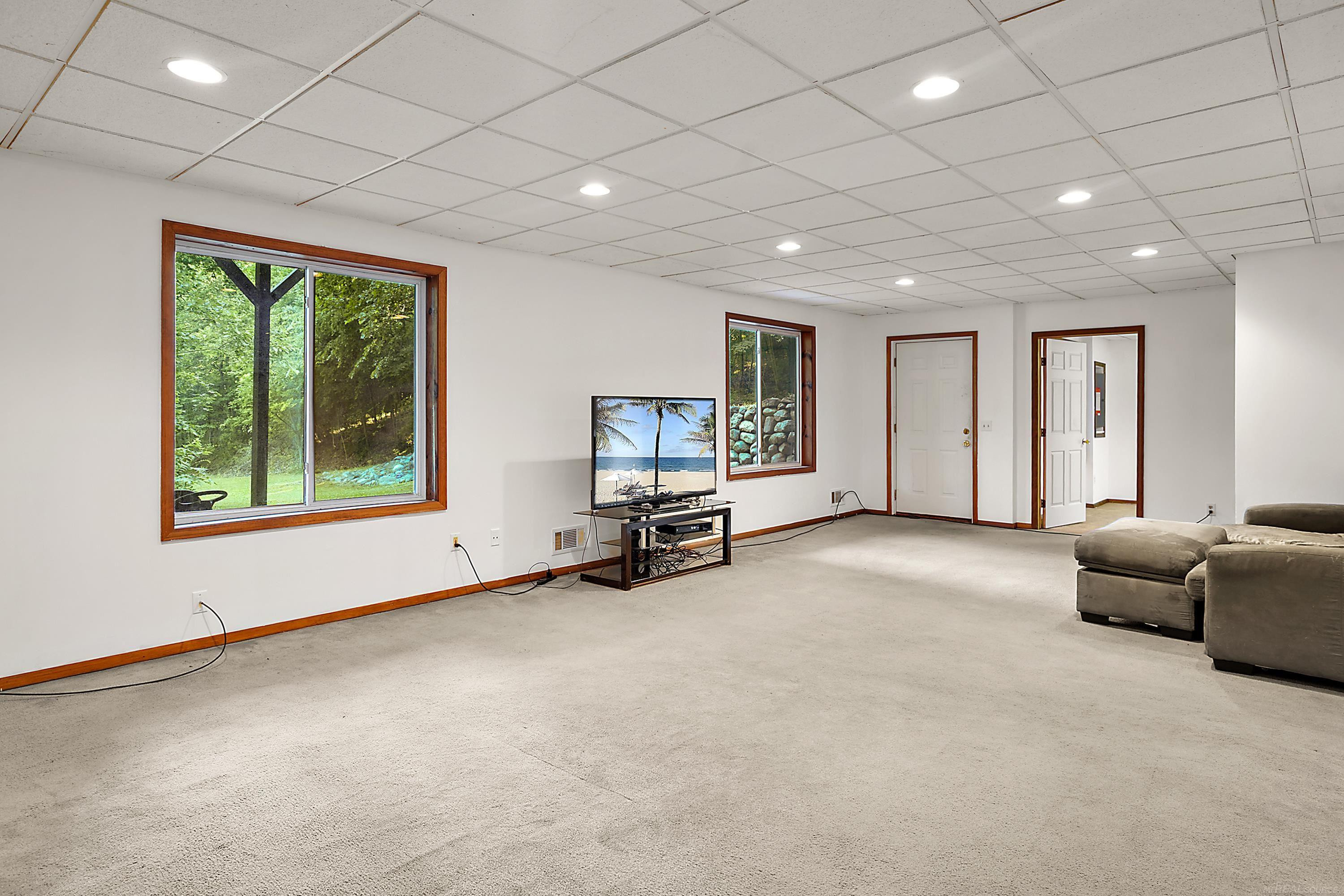11535 Longden Avenue, Pinckney, MI 48169 — Photo 42