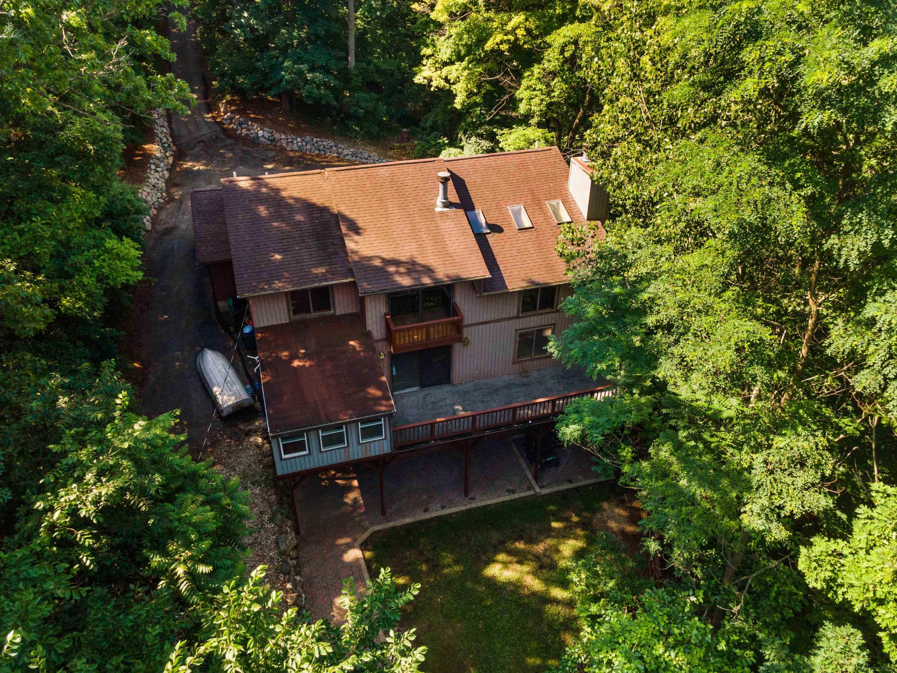 11535 Longden Avenue, Pinckney, MI 48169 — Photo 48