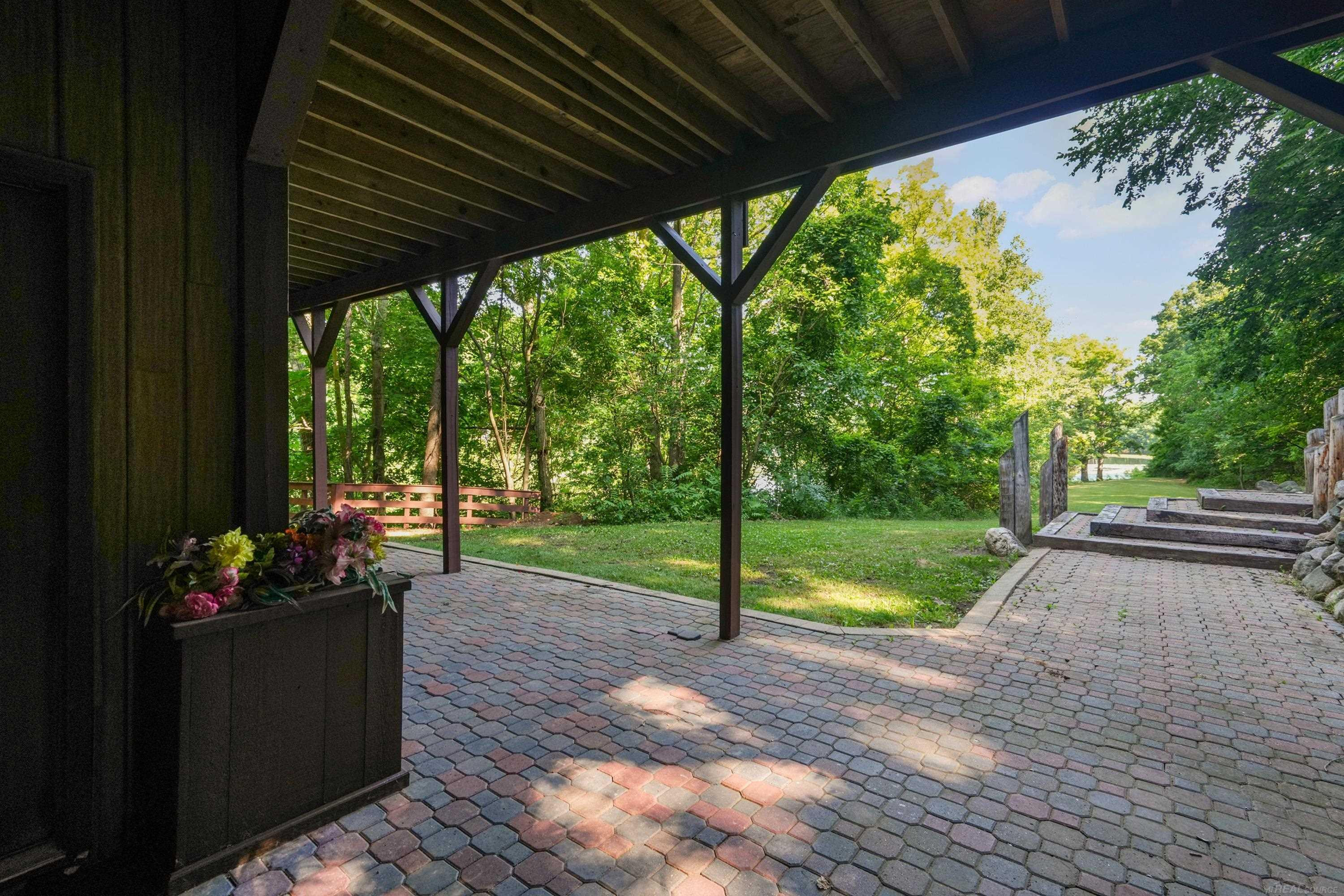 11535 Longden Avenue, Pinckney, MI 48169 — Photo 72