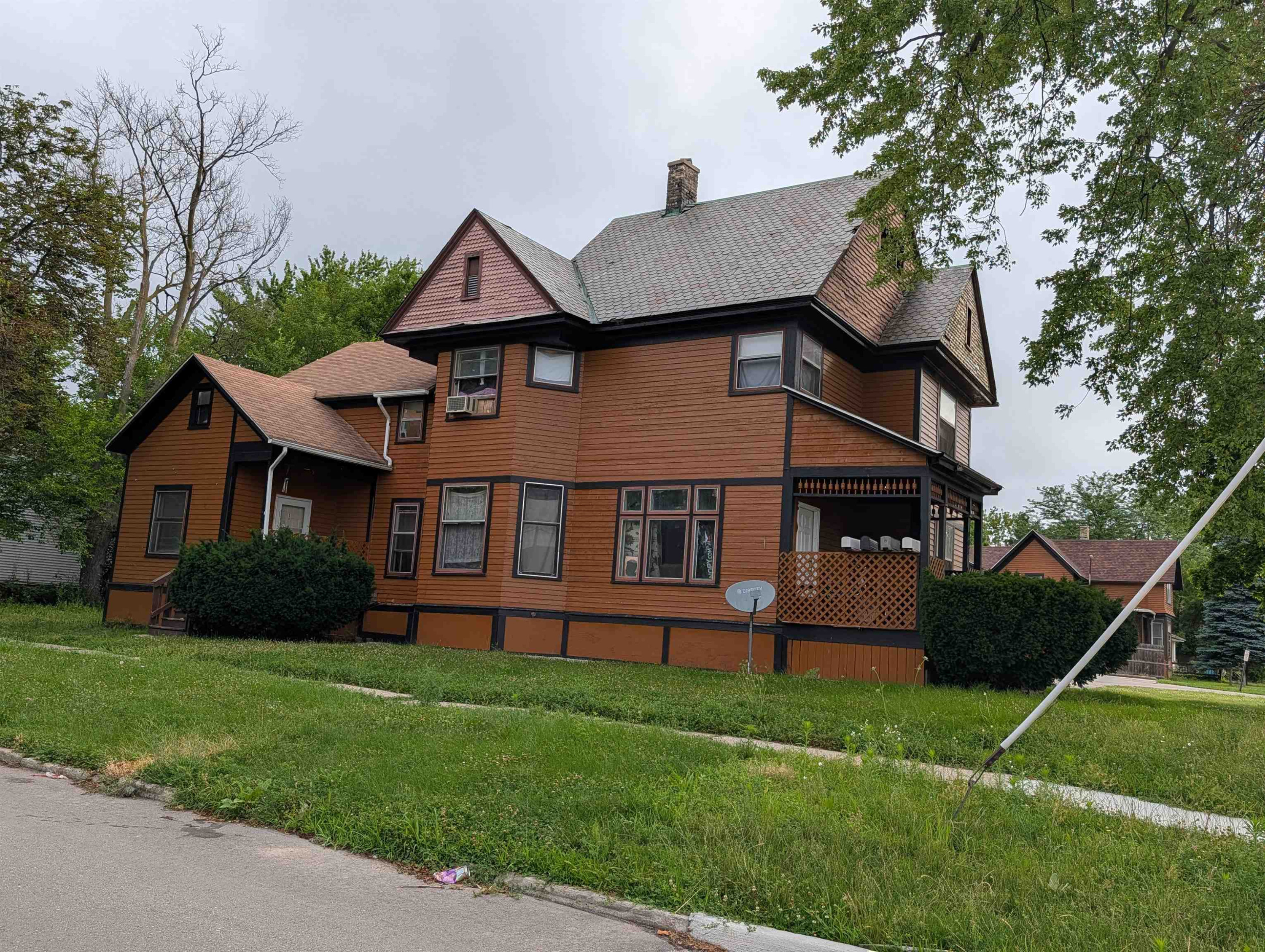 403 N Fayette Street, Saginaw, MI 48602 — front exterior