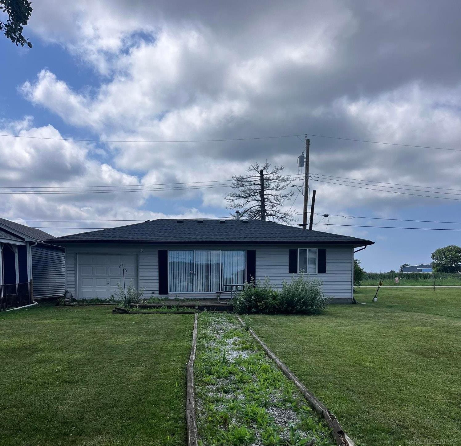 6336 Marina Drive, Algonac, MI 48001 — Photo 2