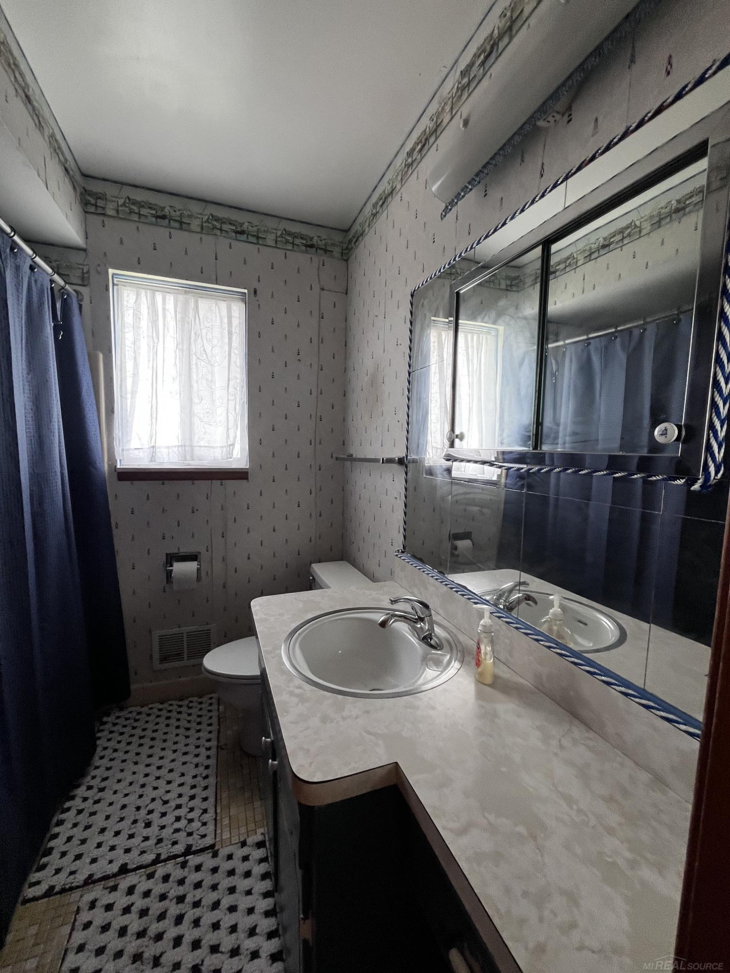 6336 Marina Drive, Algonac, MI 48001 — Photo 14