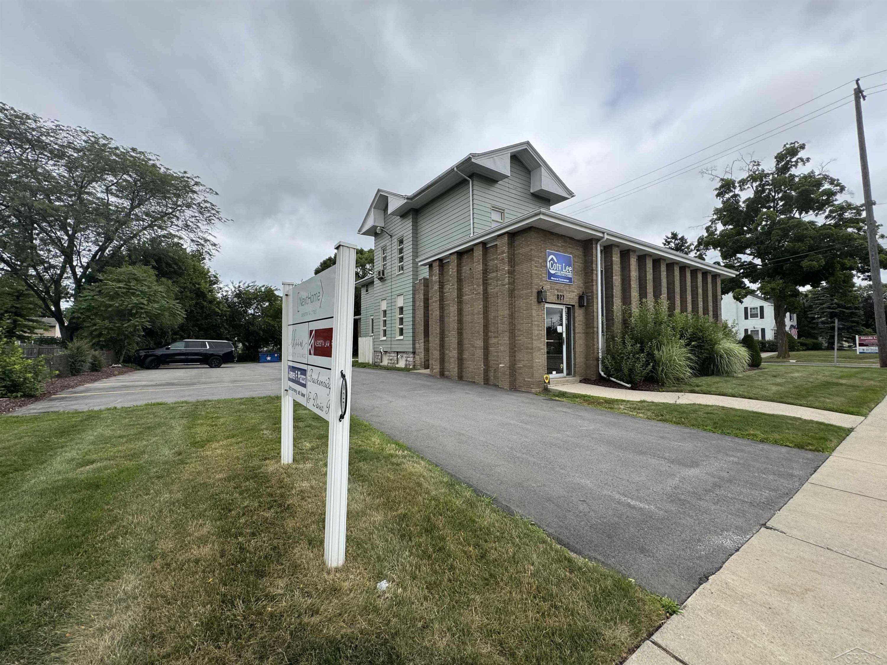 827 N Michigan Avenue, Saginaw, MI 48602 — Photo 2