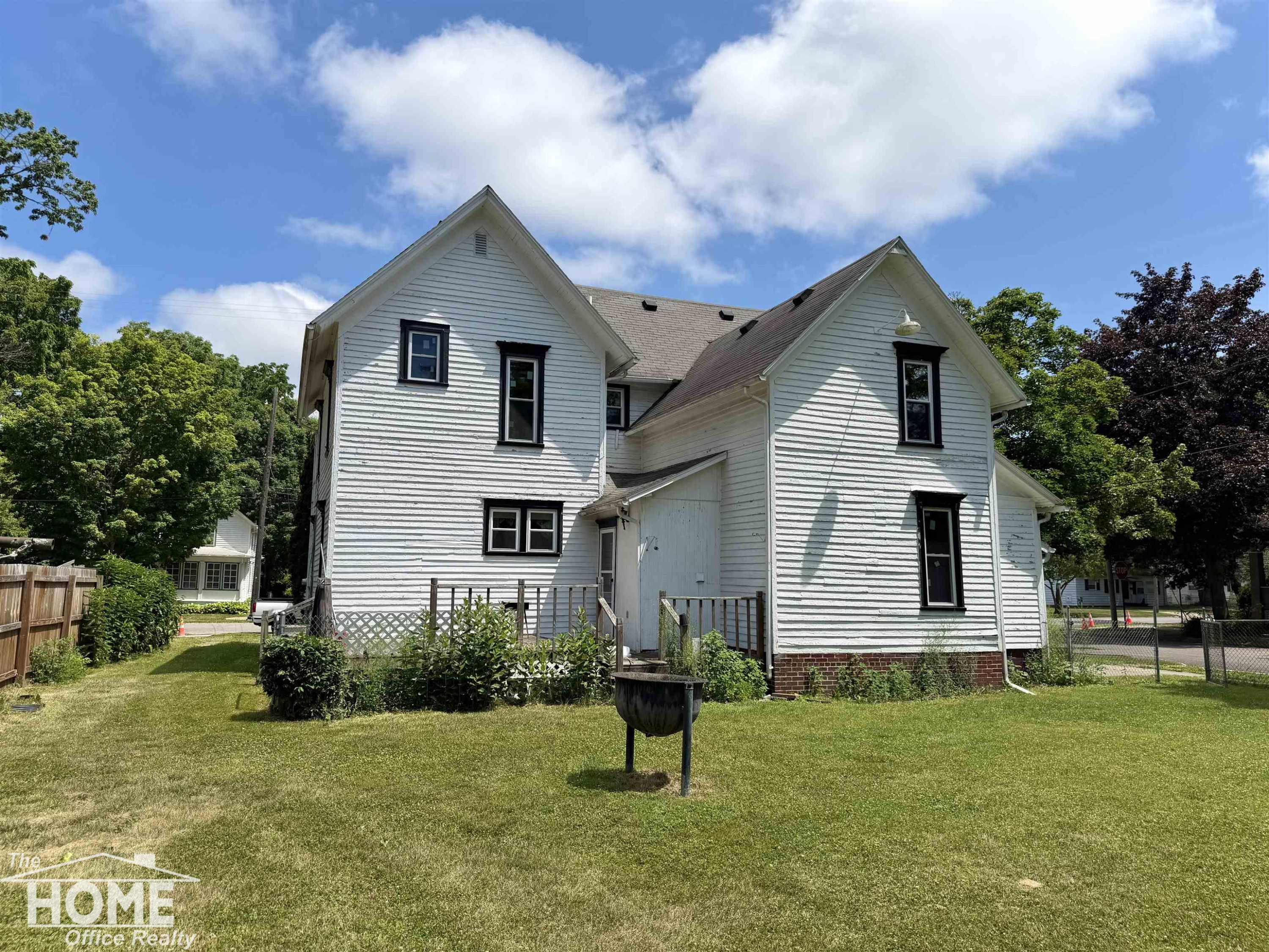 822 S Cedar Street, Owosso, MI 48867 — Photo 24