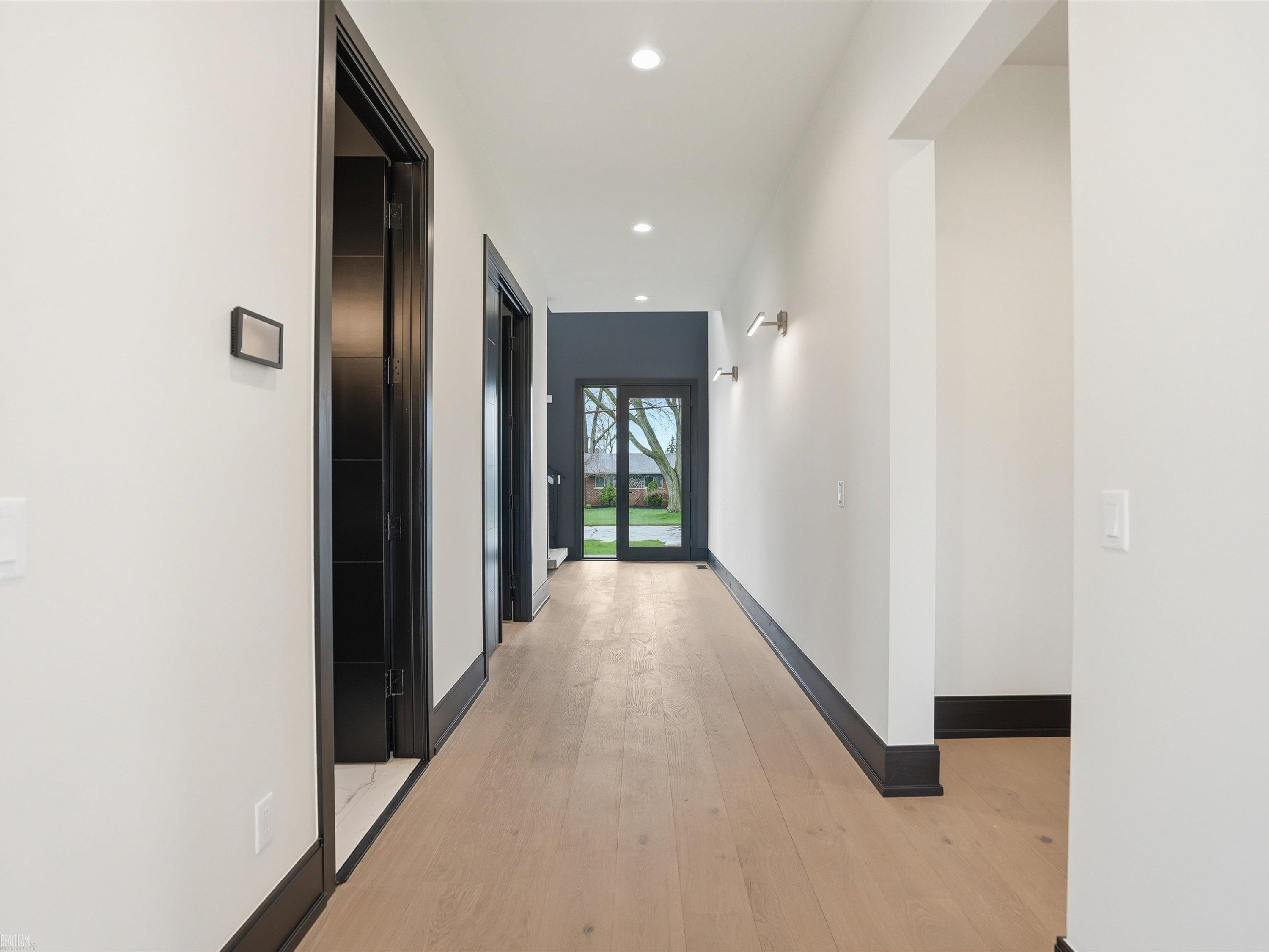 41215 Belvidere Street, MI — Photo 9