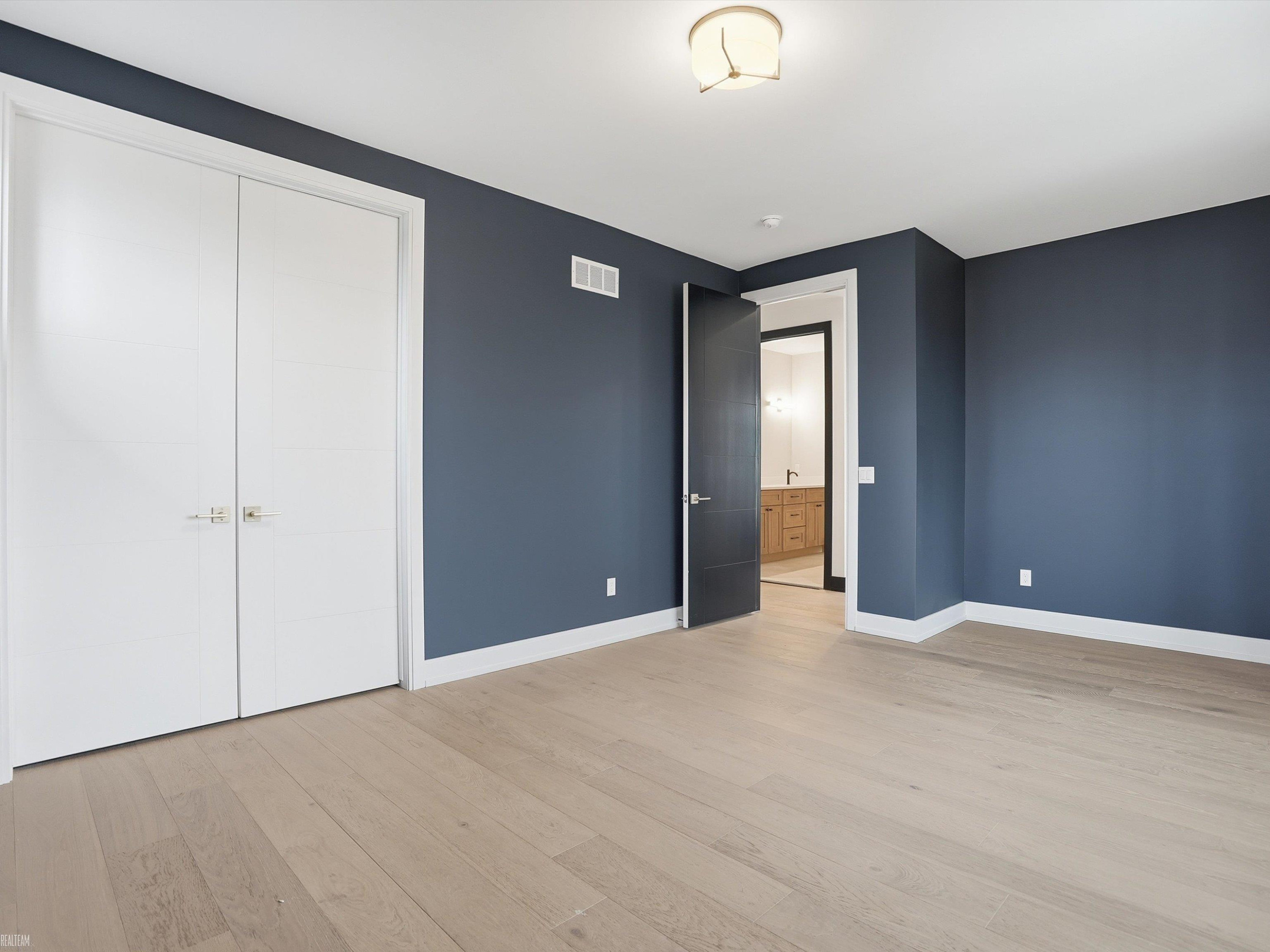 41215 Belvidere Street, MI — Photo 35