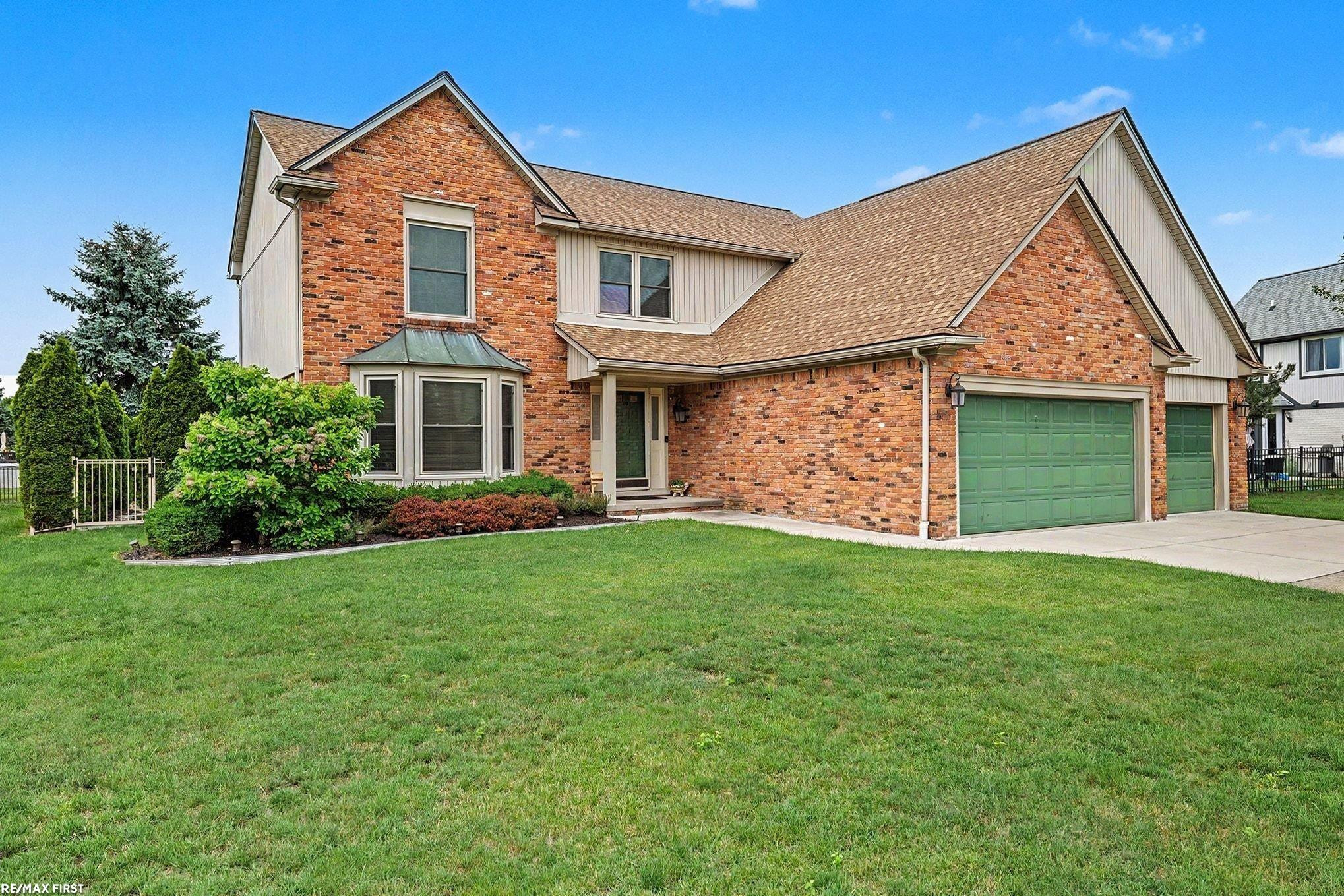 48103 Greenbriar Drive, Macomb, MI 48044 — Photo 3