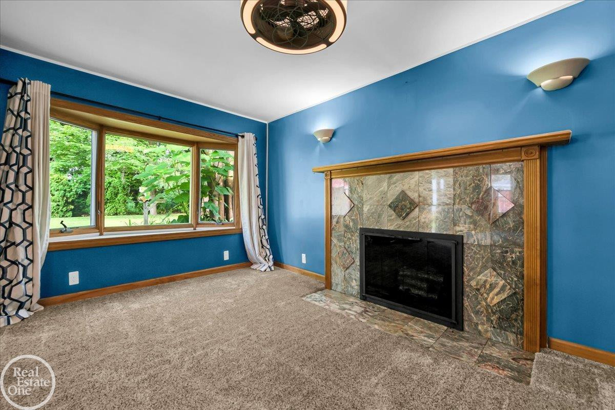 52161 Brentwood Drive, Shelby Twp, MI 48316 — Photo 13