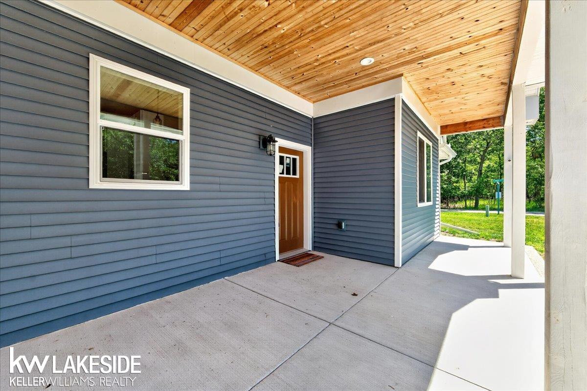 9790 N. Island View, MI — Photo 4