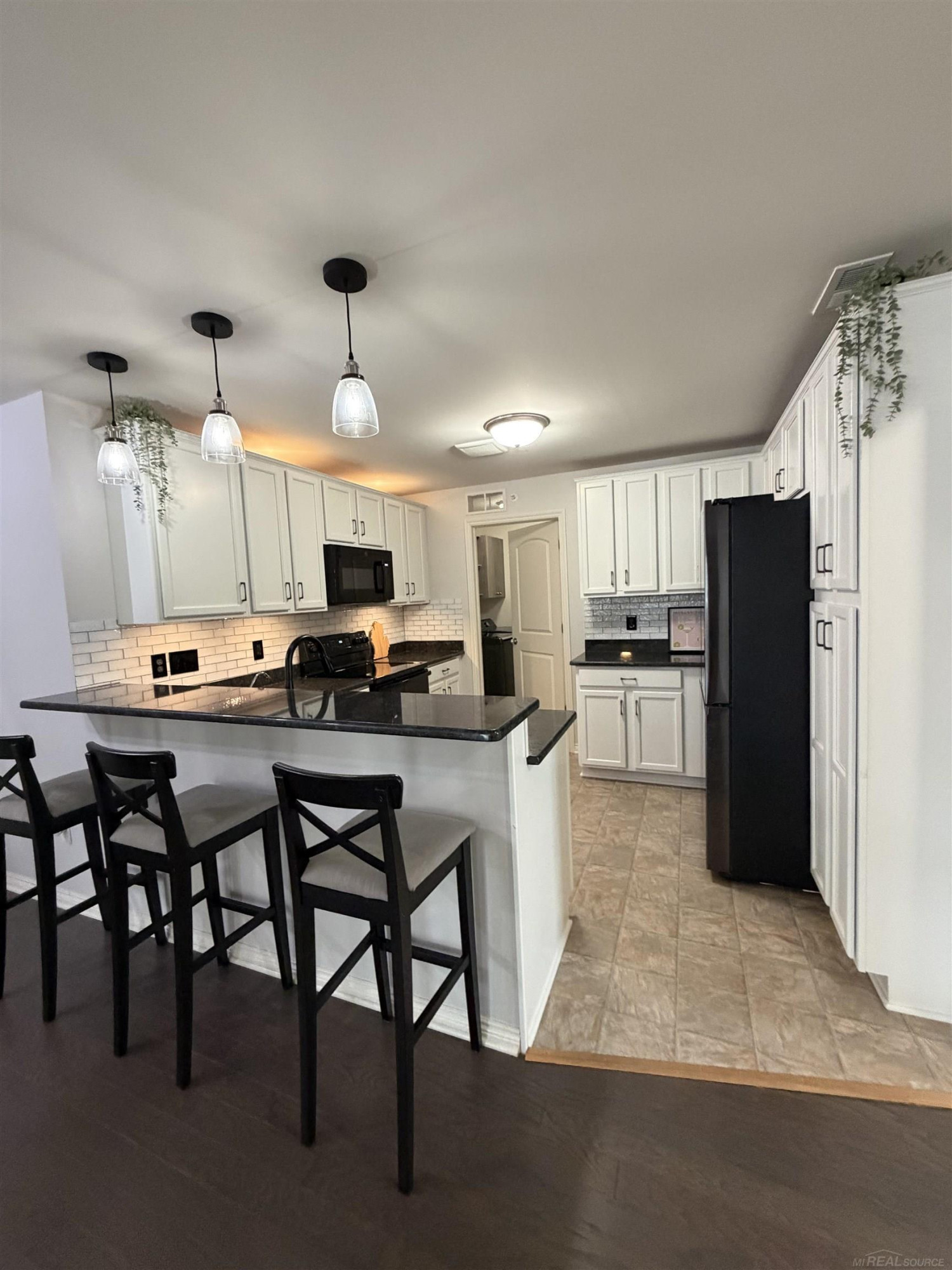 7013 Boulder Pointe Drive, Washington, MI — Photo 3