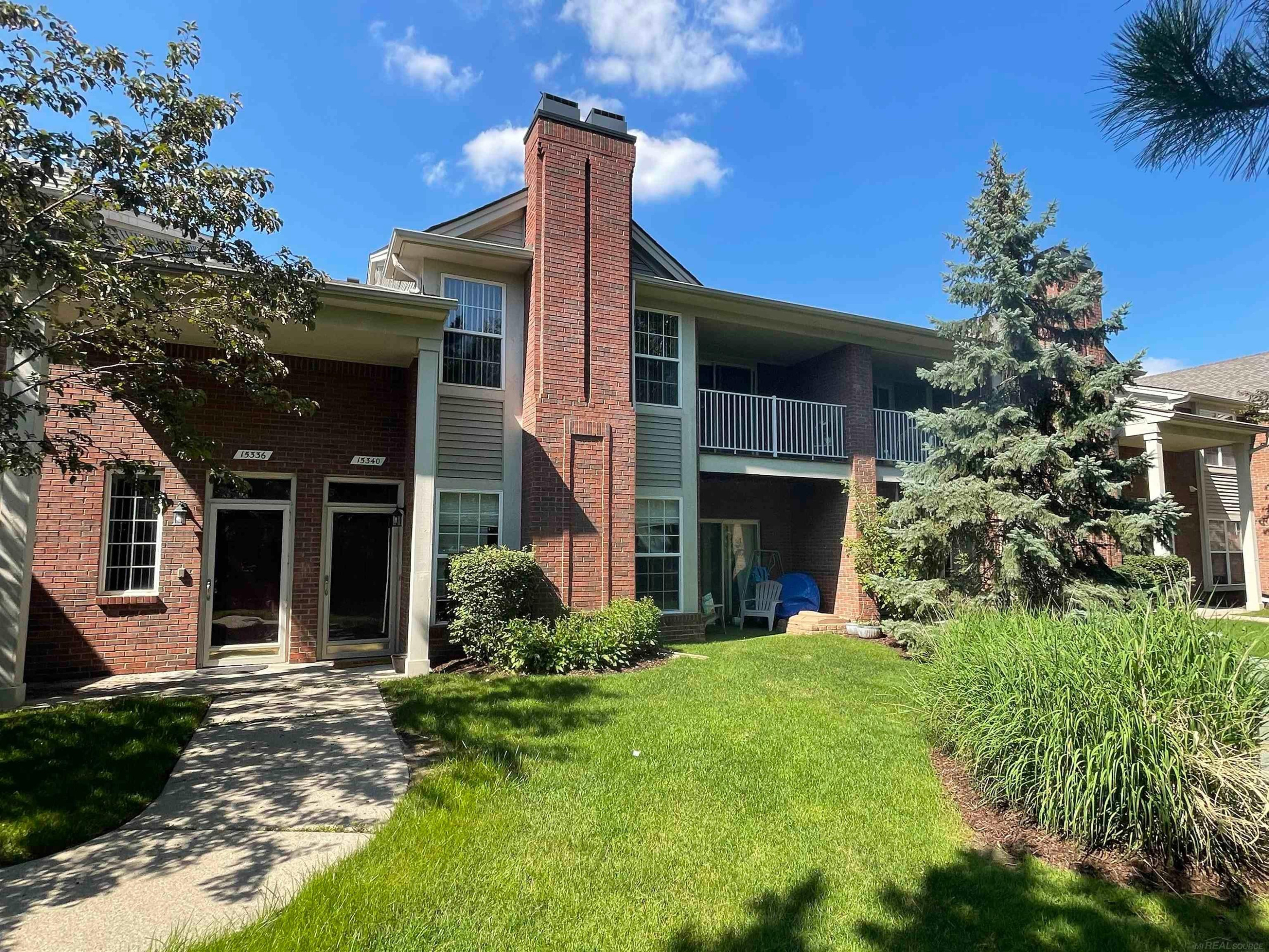 15336 Yale Drive, Unit 227, Clinton Twp, MI 48038 — Photo 2