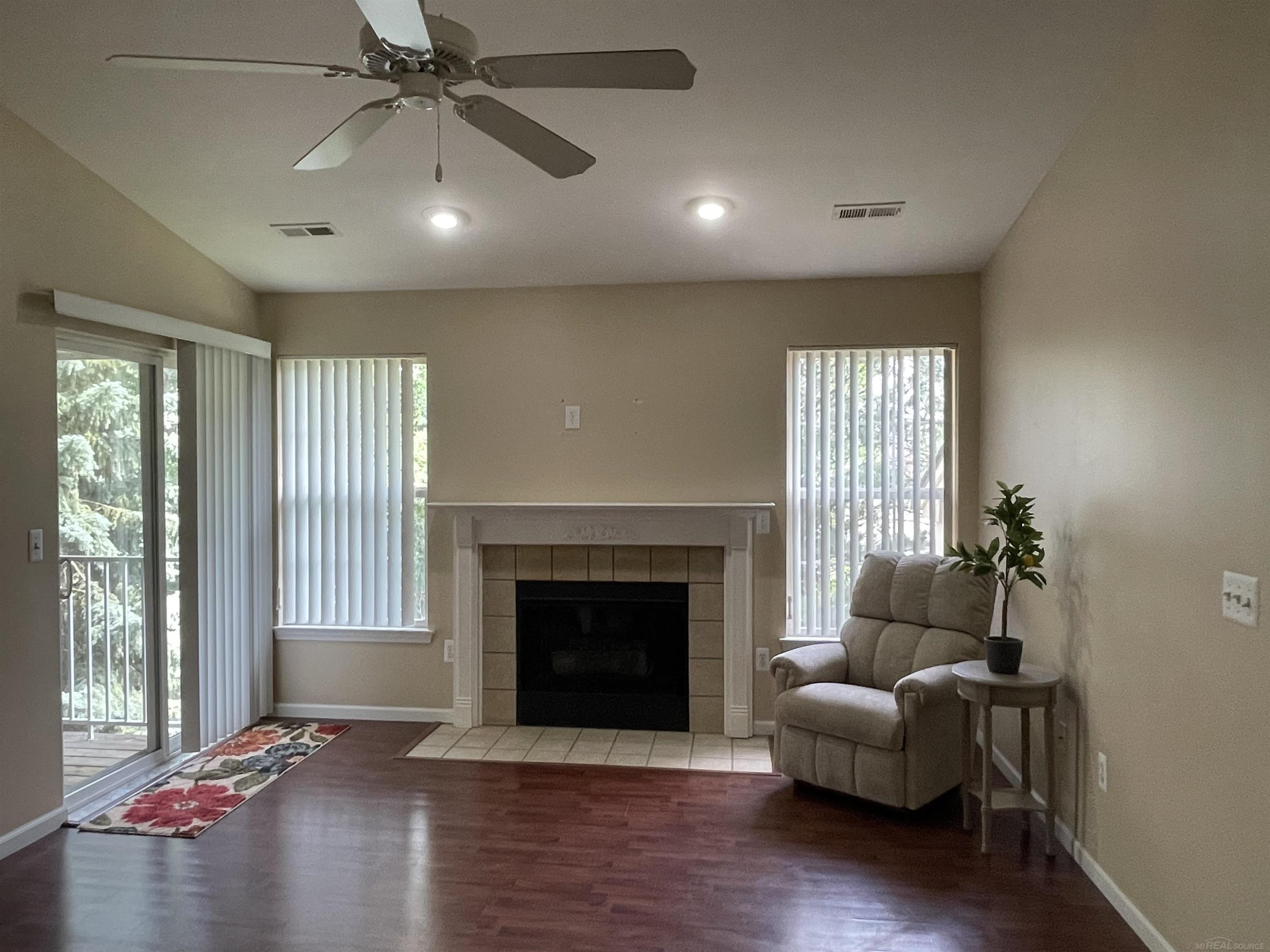15336 Yale Drive, Unit 227, Clinton Twp, MI 48038 — Photo 11