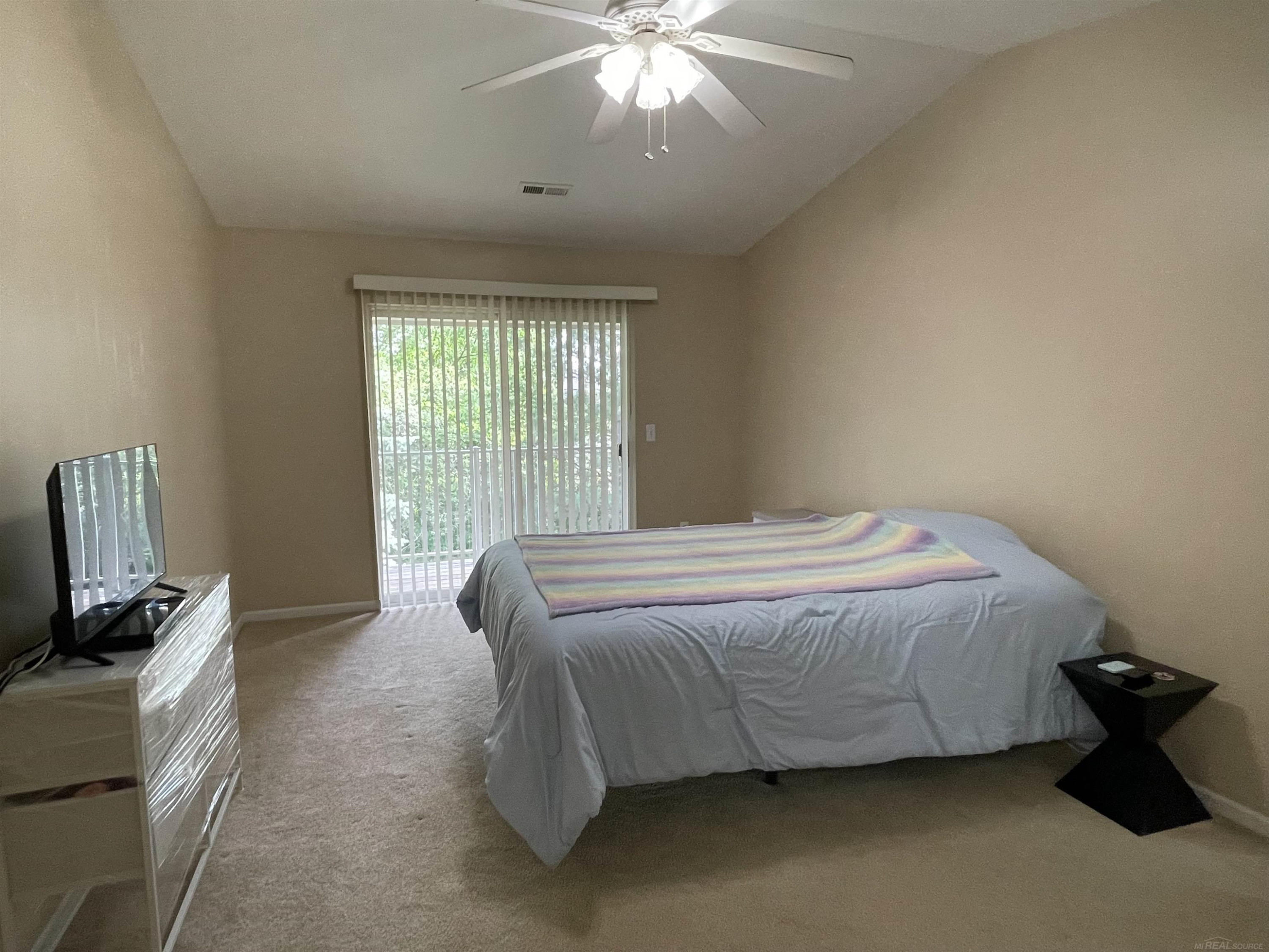 15336 Yale Drive, Unit 227, Clinton Twp, MI 48038 — Photo 17