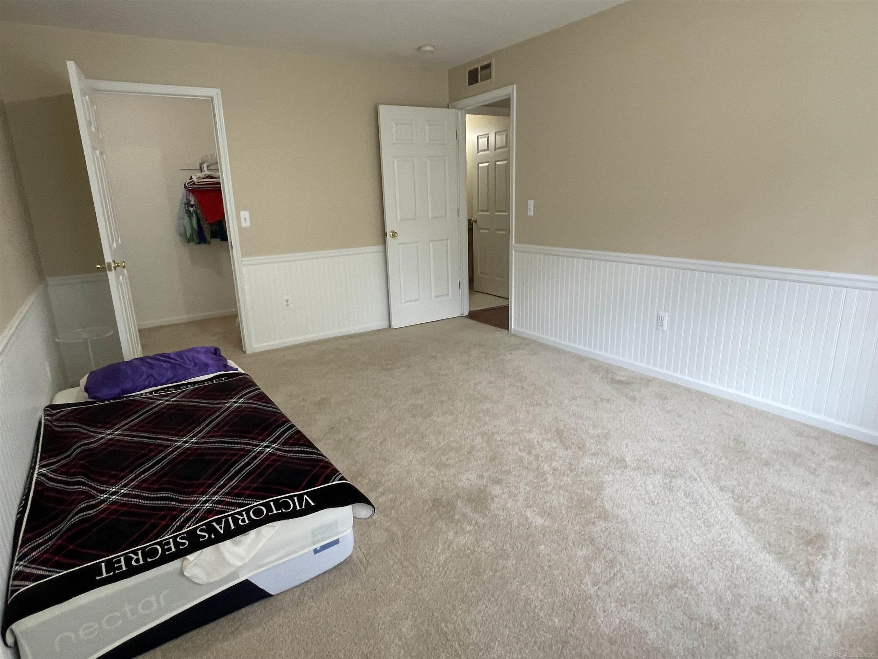 15336 Yale Drive, Unit 227, Clinton Twp, MI 48038 — Photo 24