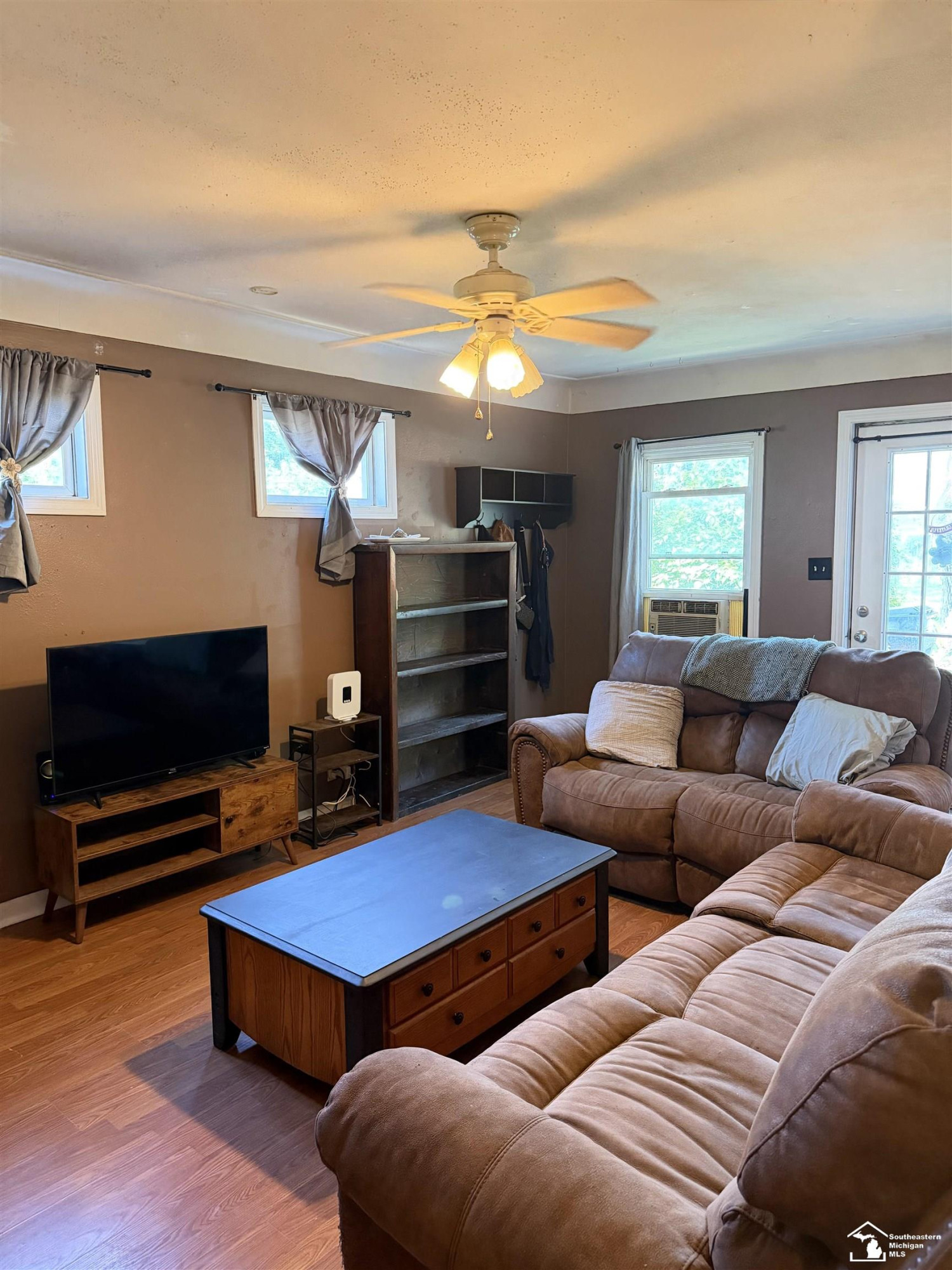 7053 Dunbar Avenue, Temperance, MI 48182 — Photo 3