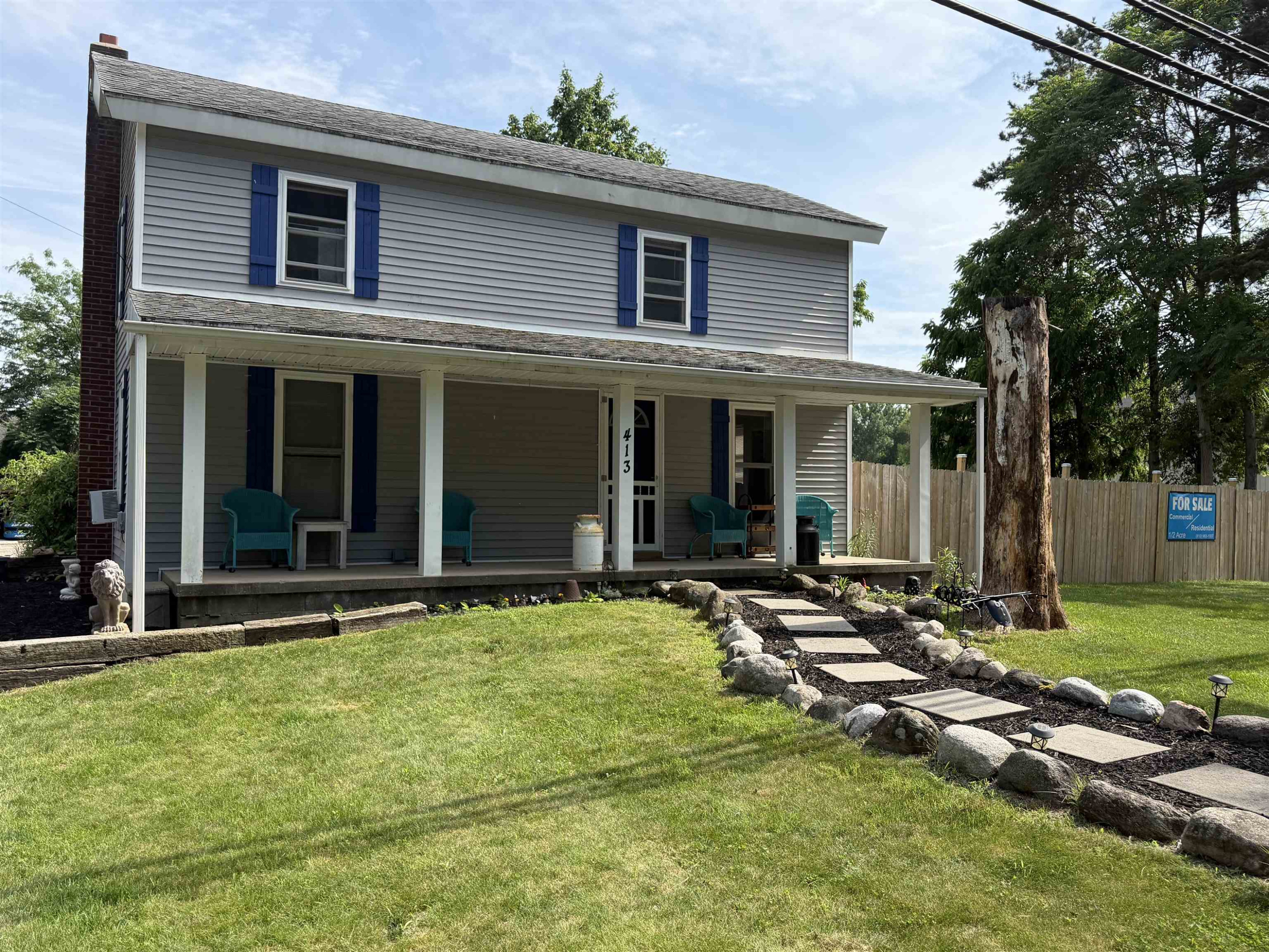 413 W Broad Street, Linden, MI 48451 — front exterior