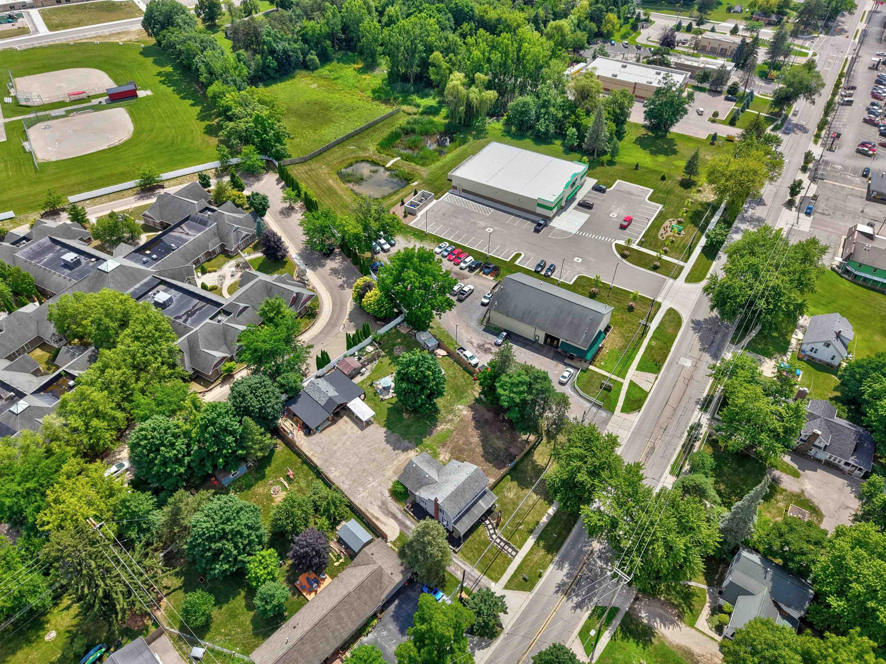 413 W Broad Street, Linden, MI 48451 — Photo 28