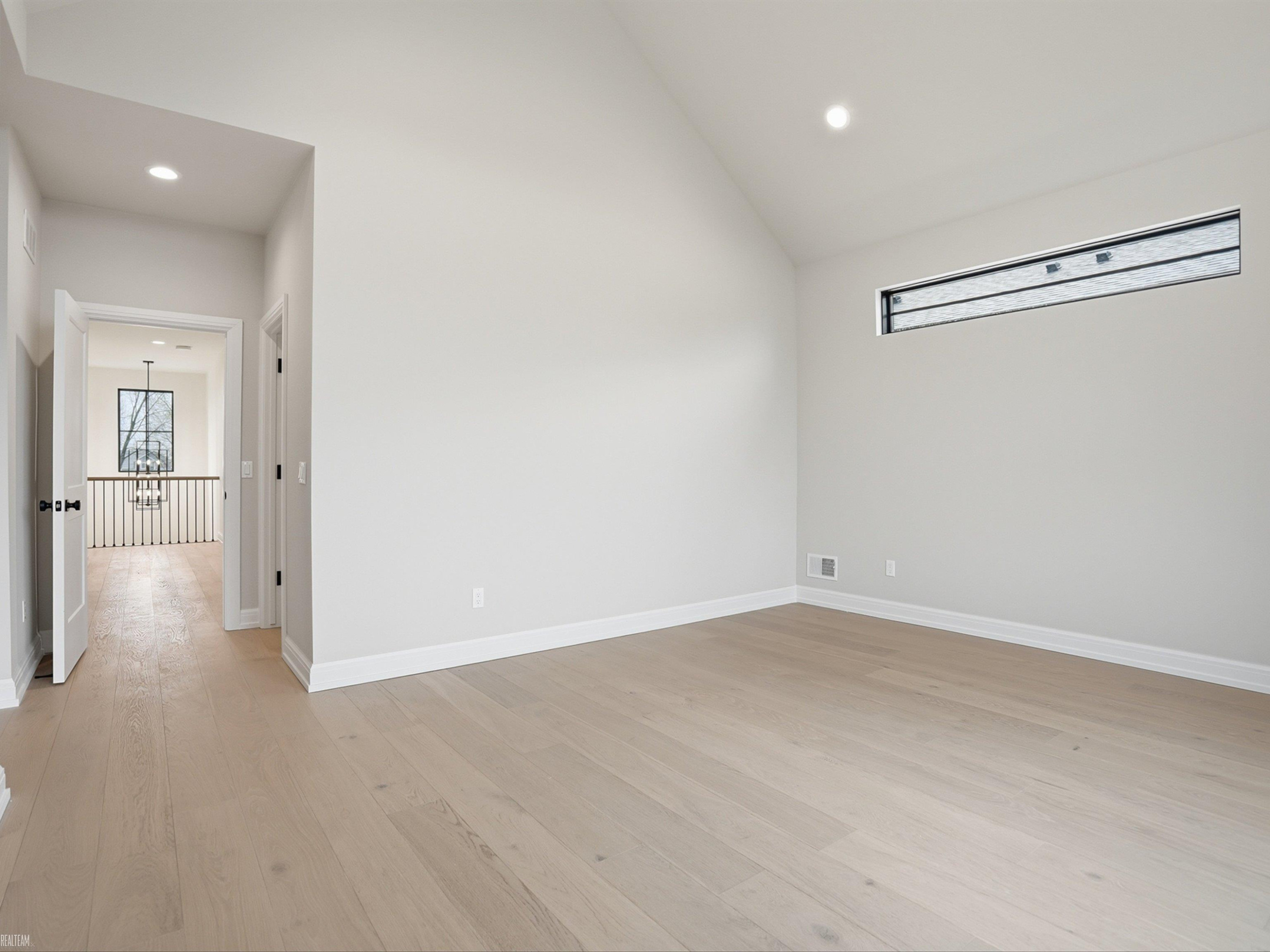 41225 Belvidere Street, MI — Photo 32