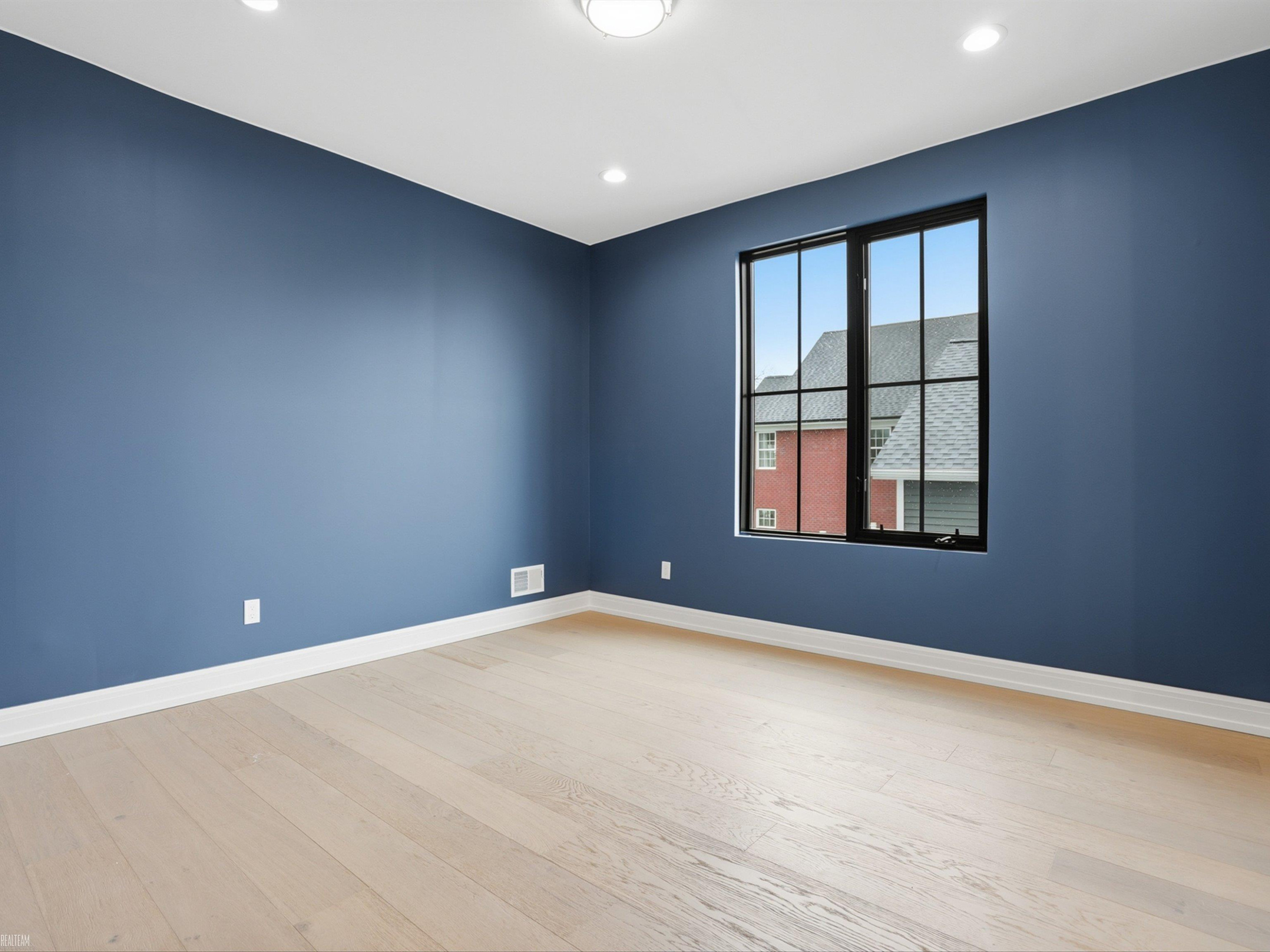 41225 Belvidere Street, MI — Photo 41