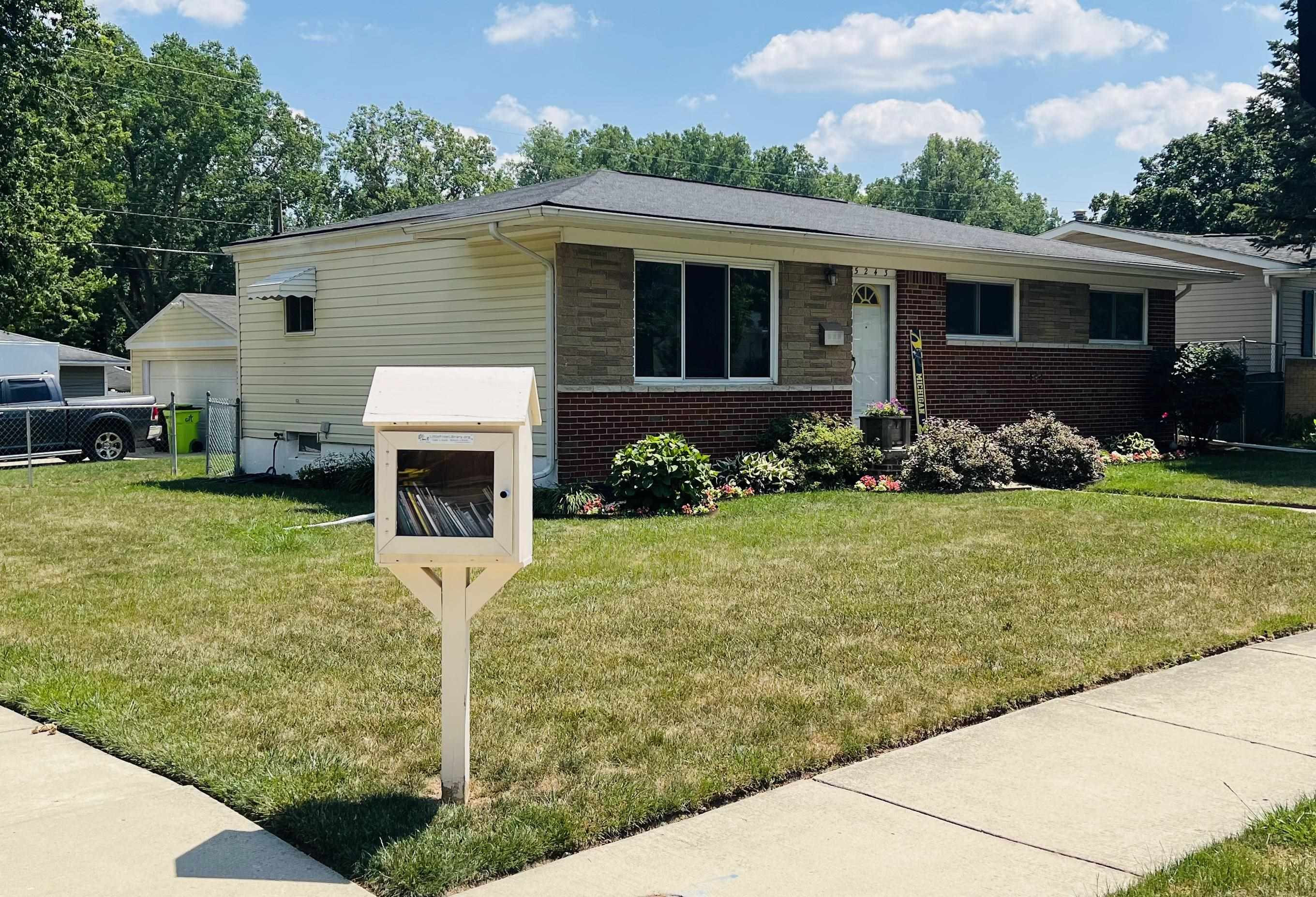 5243 Don Shenk Street, Swartz Creek, MI 48473 — Photo 2