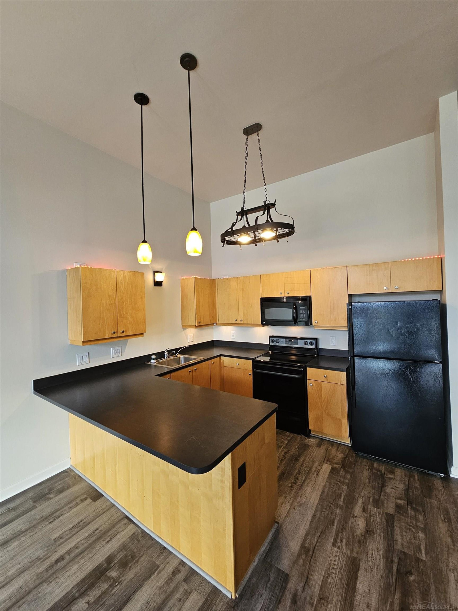 66 Clinton Street, 14, Mount Clemens, MI 48043 — Photo 17
