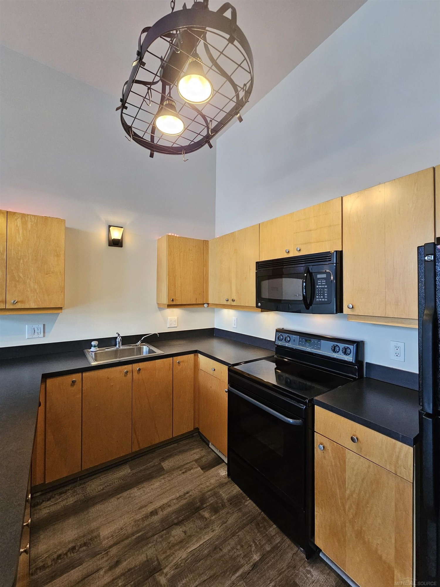 66 Clinton Street, 14, Mount Clemens, MI 48043 — Photo 18